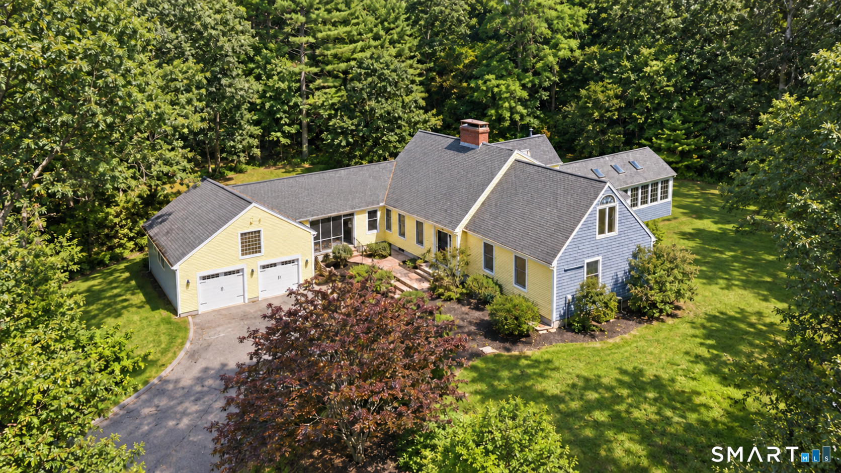 Photo 1 of Single family home for sale at 555 Senexet Rd, Woodstock, CT 06281 | MLS# 24206040 | Listing updated on 2026-09-22