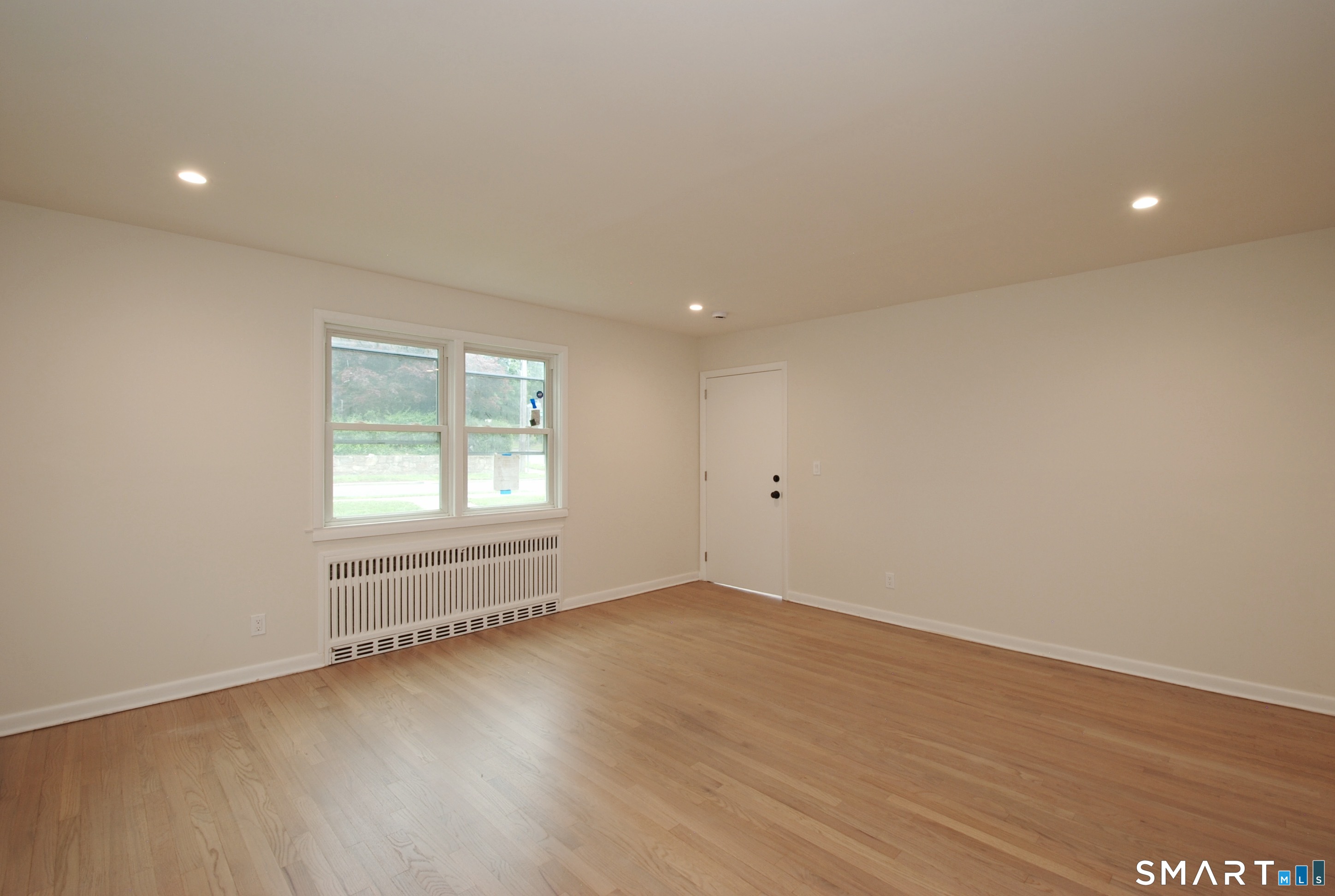 306 Courtland Avenue, Stamford, Connecticut photo 3