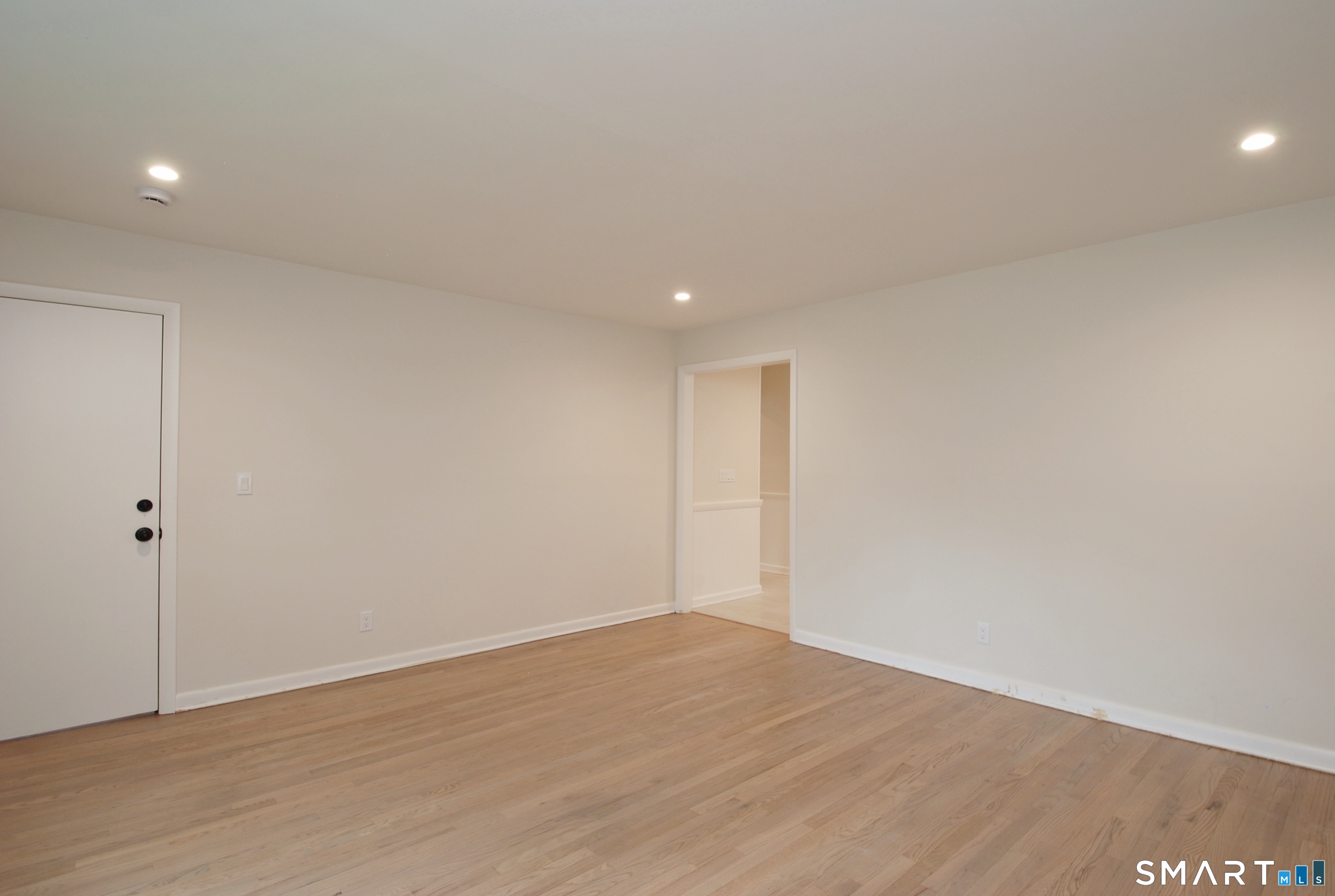 306 Courtland Avenue, Stamford, Connecticut photo 5