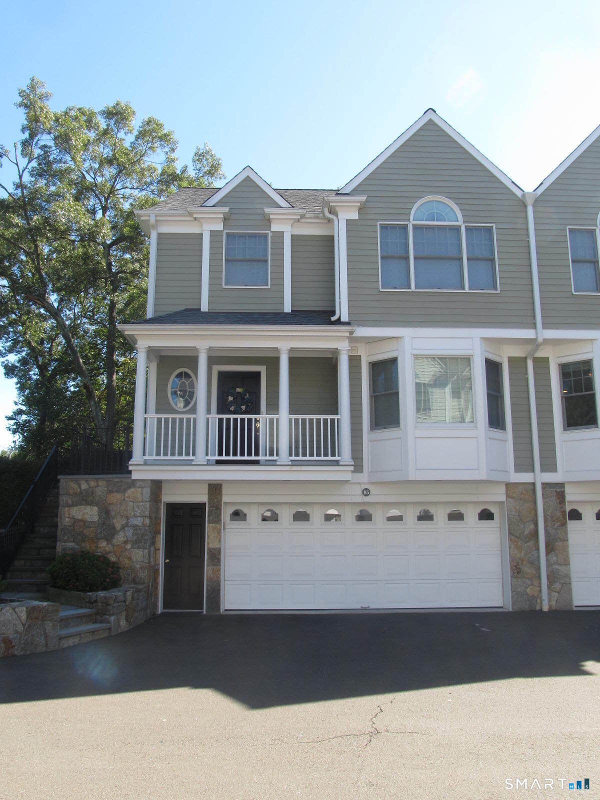 75 New Norwalk Road, New Canaan, Connecticut photo 1