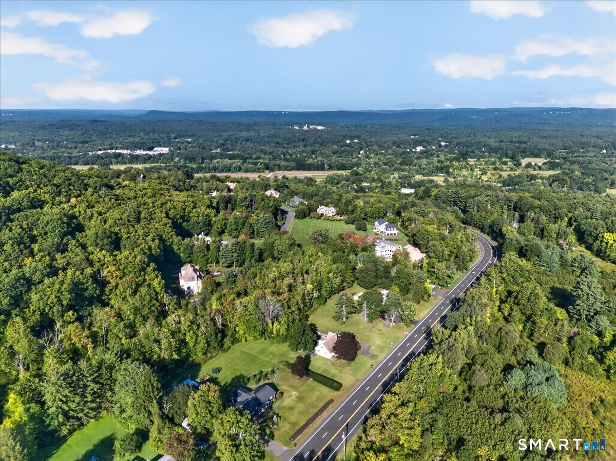 121 Hartford Road photo 31