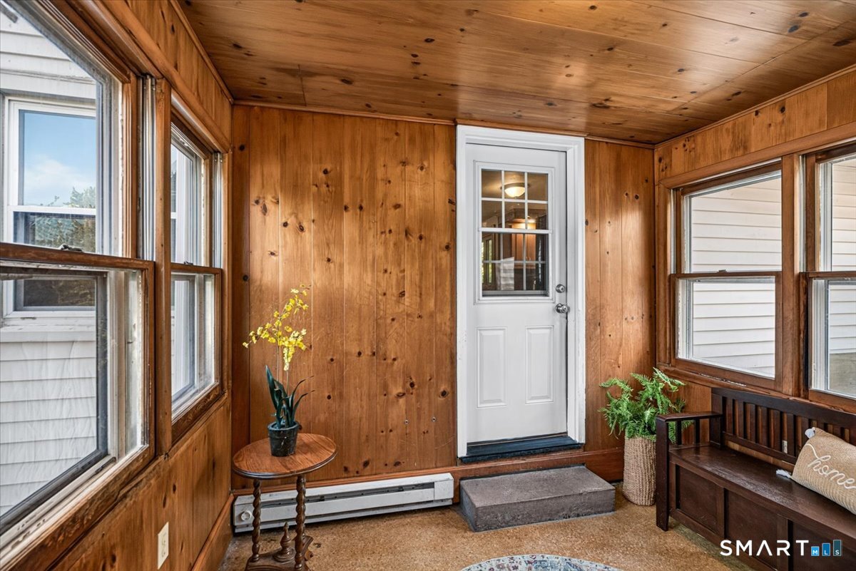 121 Hartford Road photo 13