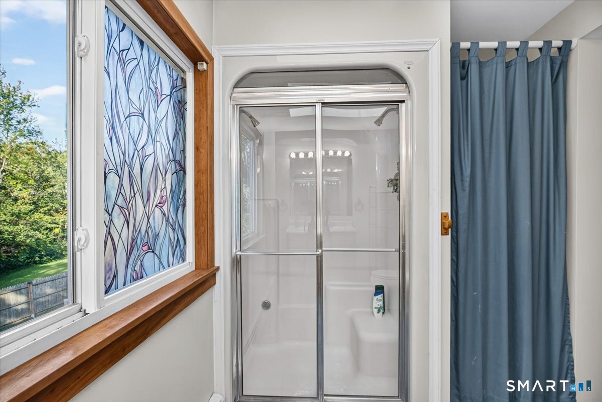 121 Hartford Road photo 23