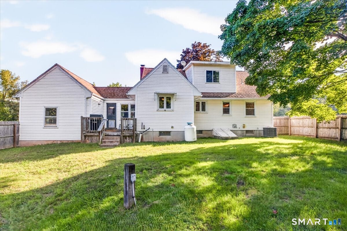 121 Hartford Road photo 27
