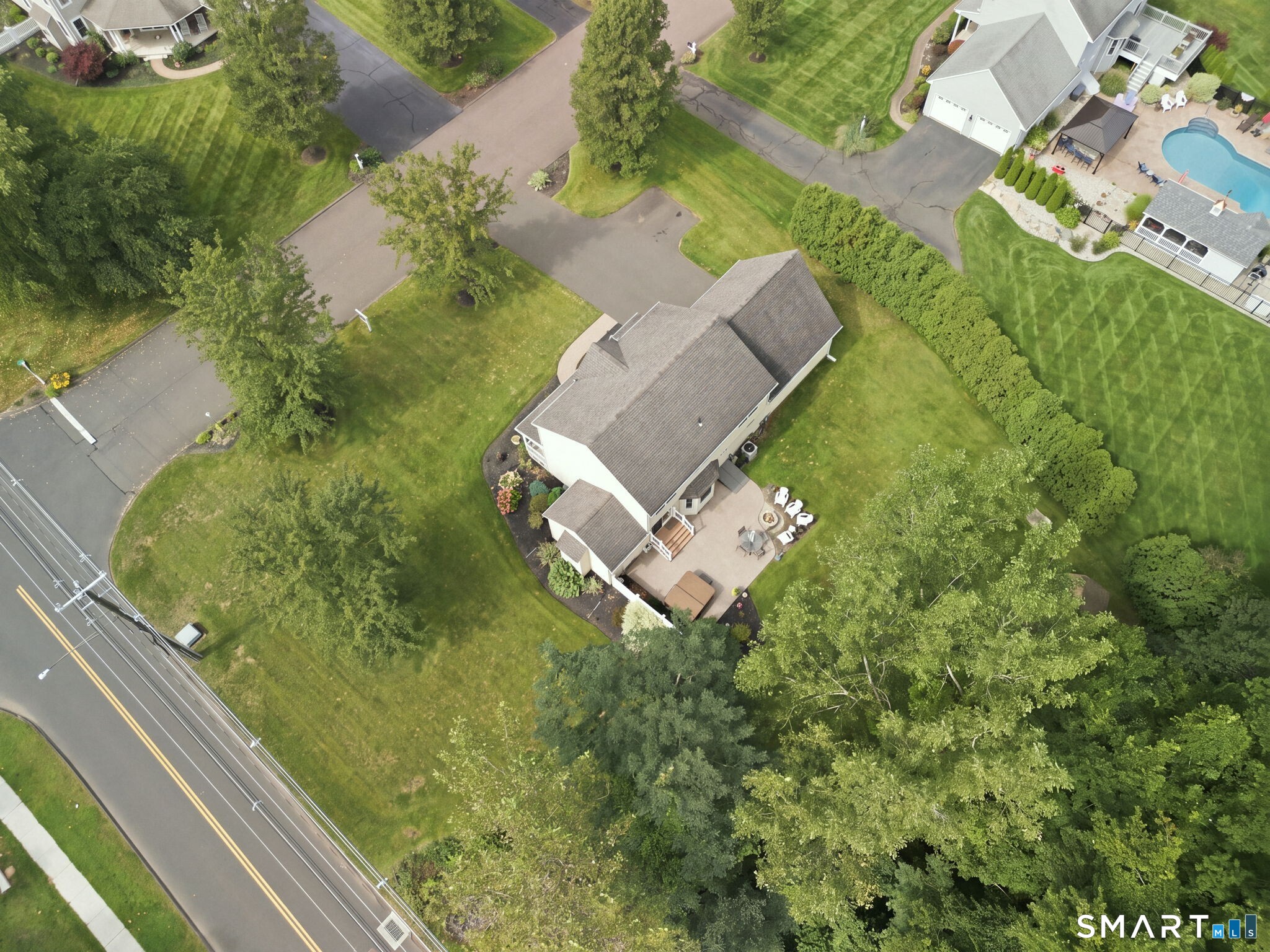 2 Clinton Lane photo 33