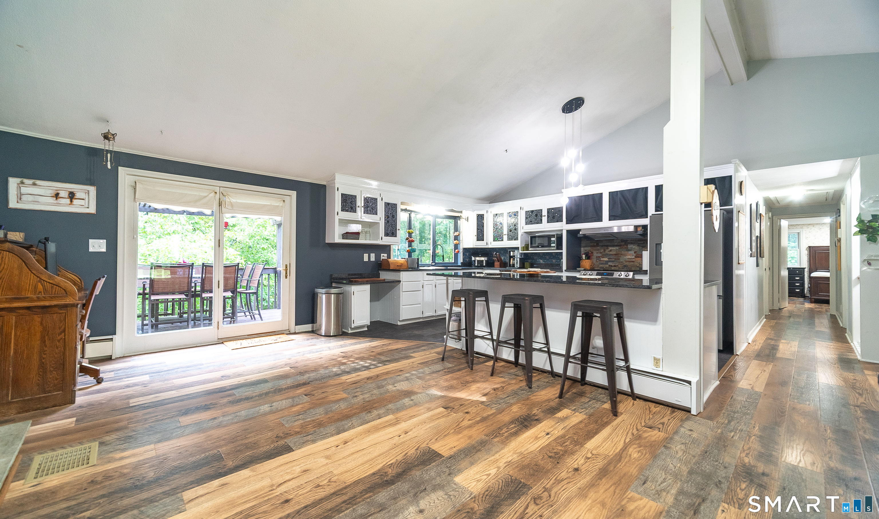 141 Alger Road photo 5