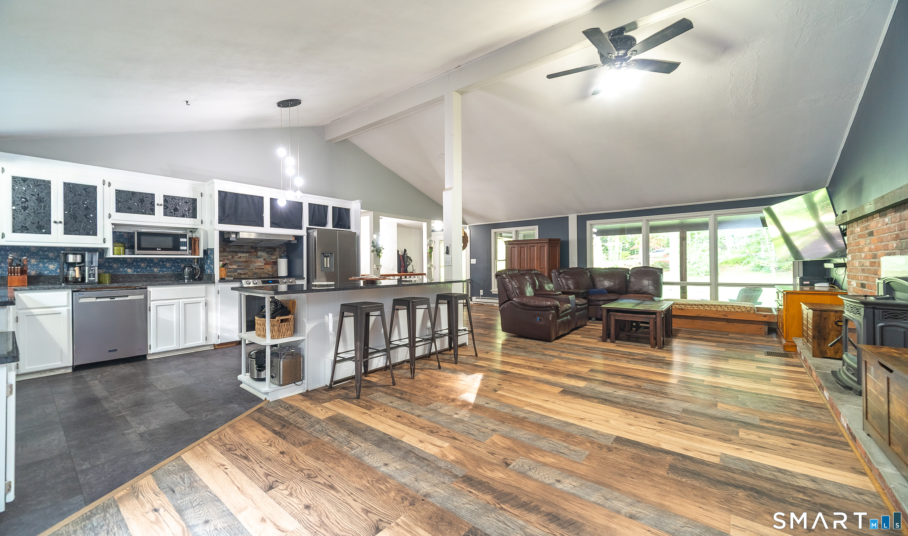 141 Alger Road photo 8
