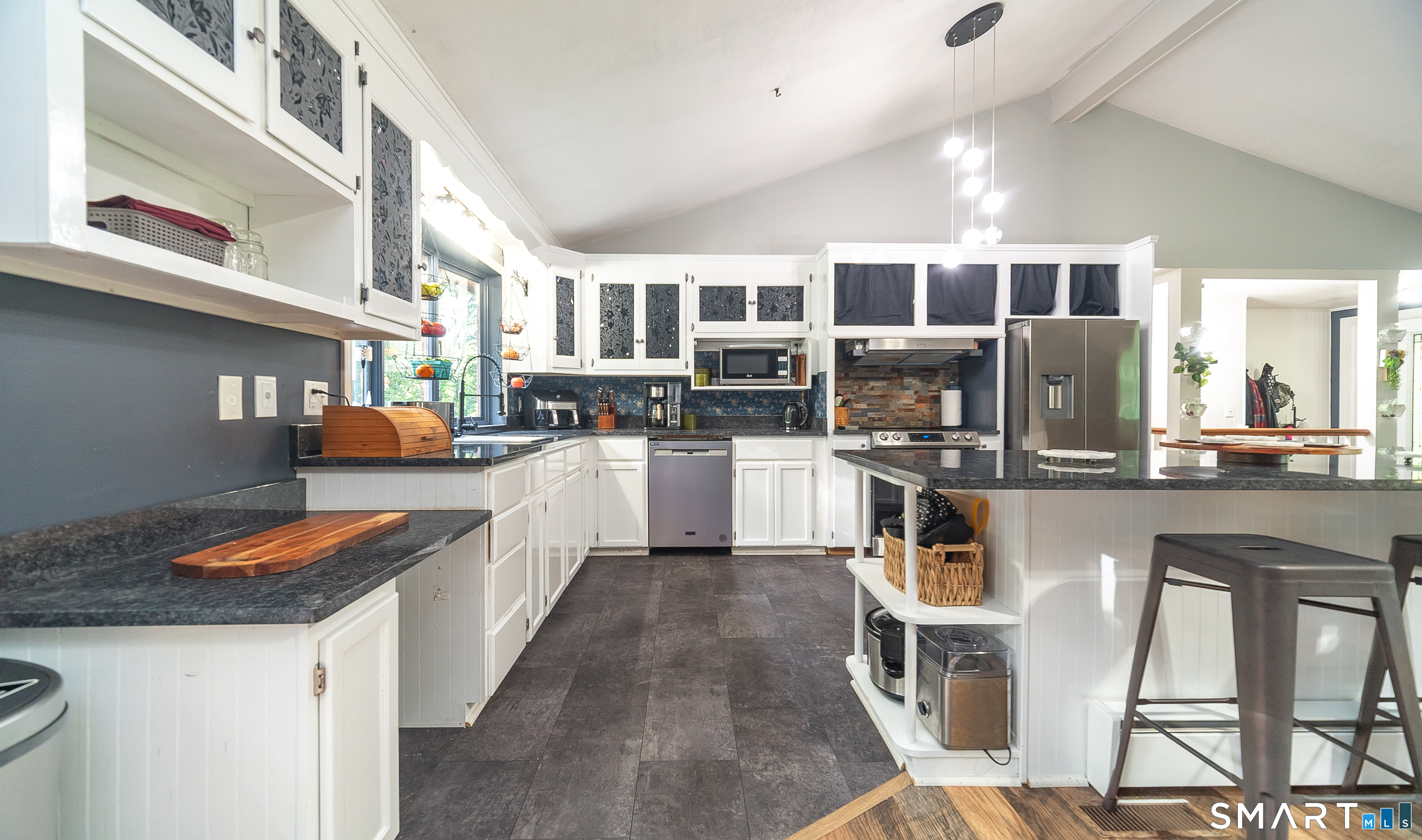 141 Alger Road photo 9