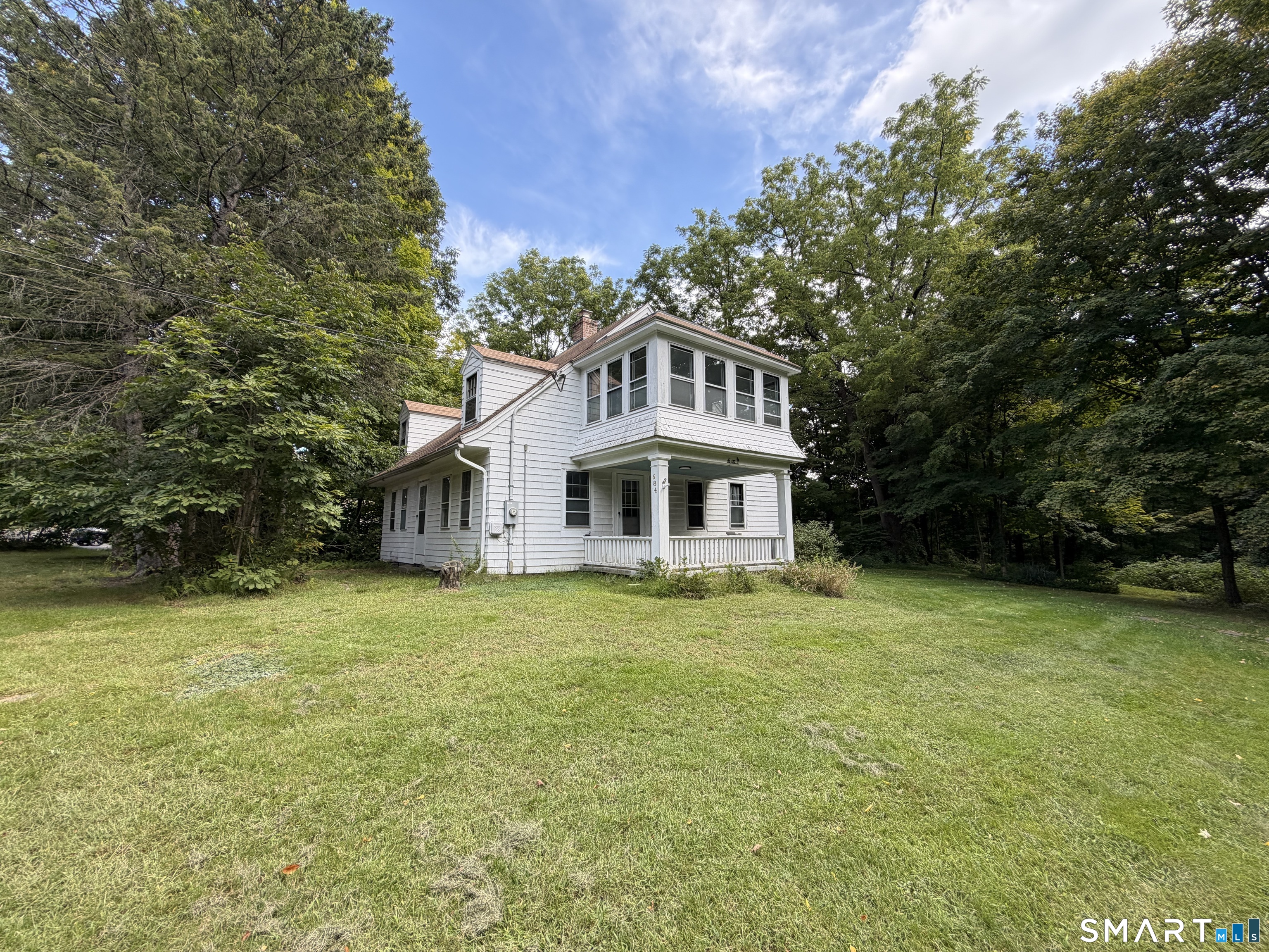 Photo 1 of Single family home for sale at 684 Field St, Naugatuck, CT 06770 | MLS# 24206189 | Listing updated on 2026-09-11