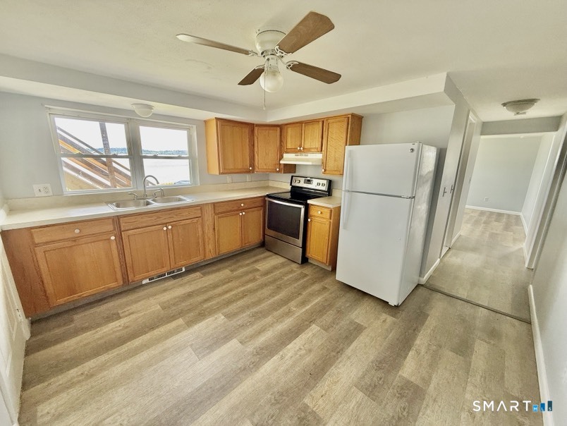 3 Bayview Place Unit #Lower Level photo 7