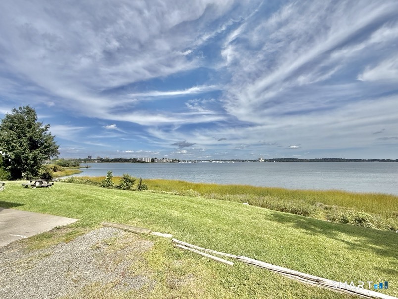 3 Bayview Place Unit #Lower Level photo 10