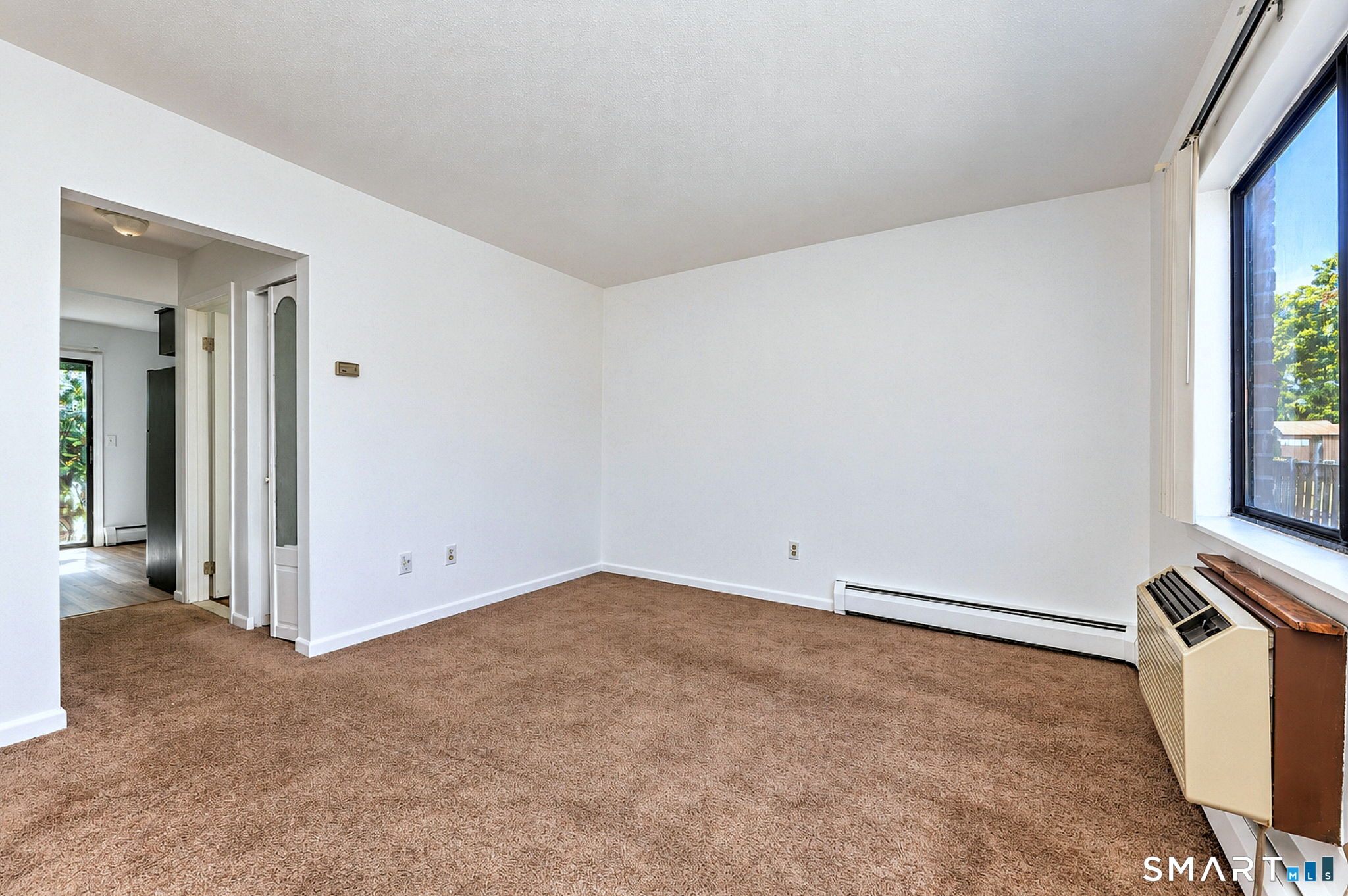 214 Oakville Avenue Unit #D photo 11