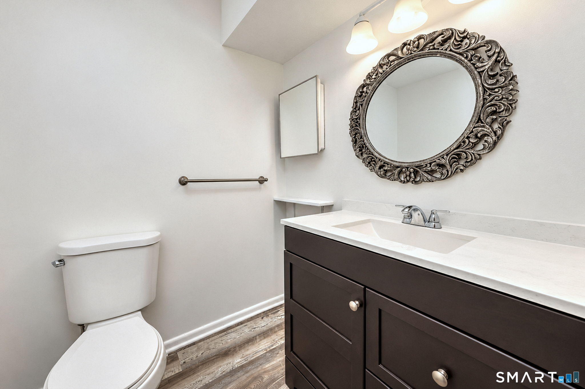 214 Oakville Avenue Unit #D photo 17