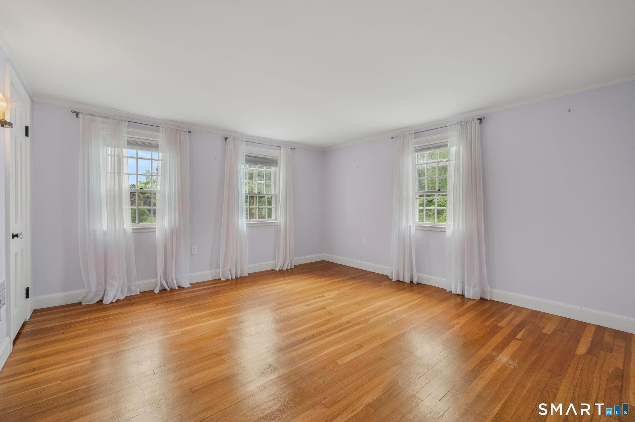 33 Coit Lane photo 26