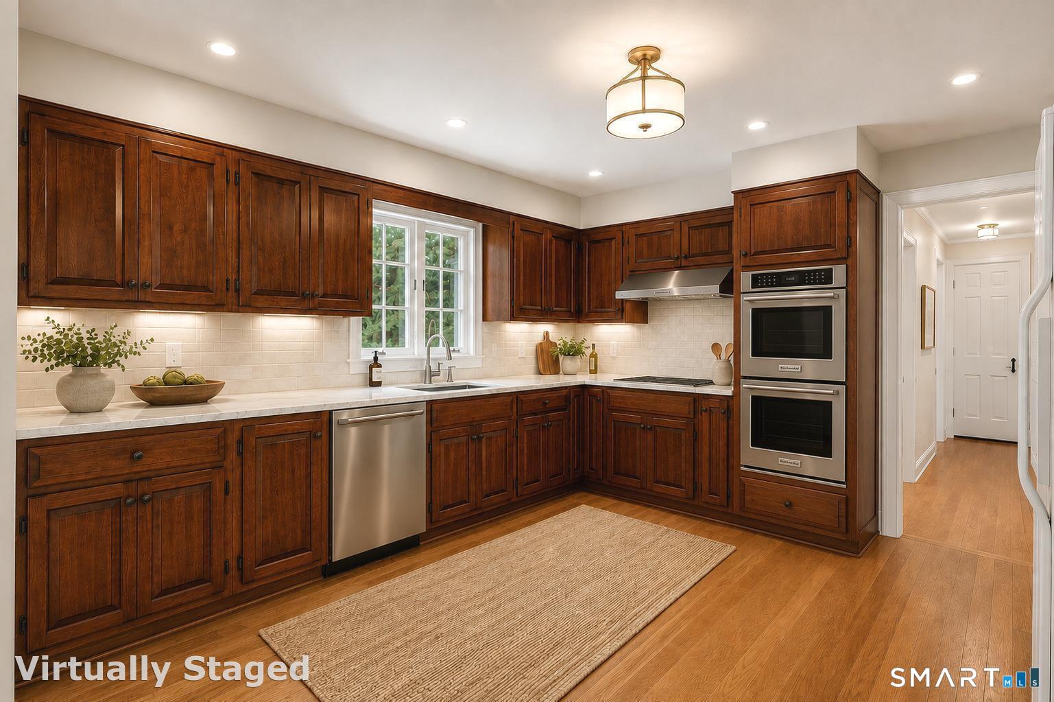 33 Coit Lane photo 13