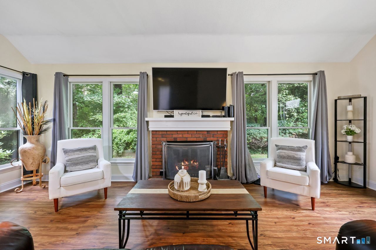 28 Heritage Crest Unit #B photo 14