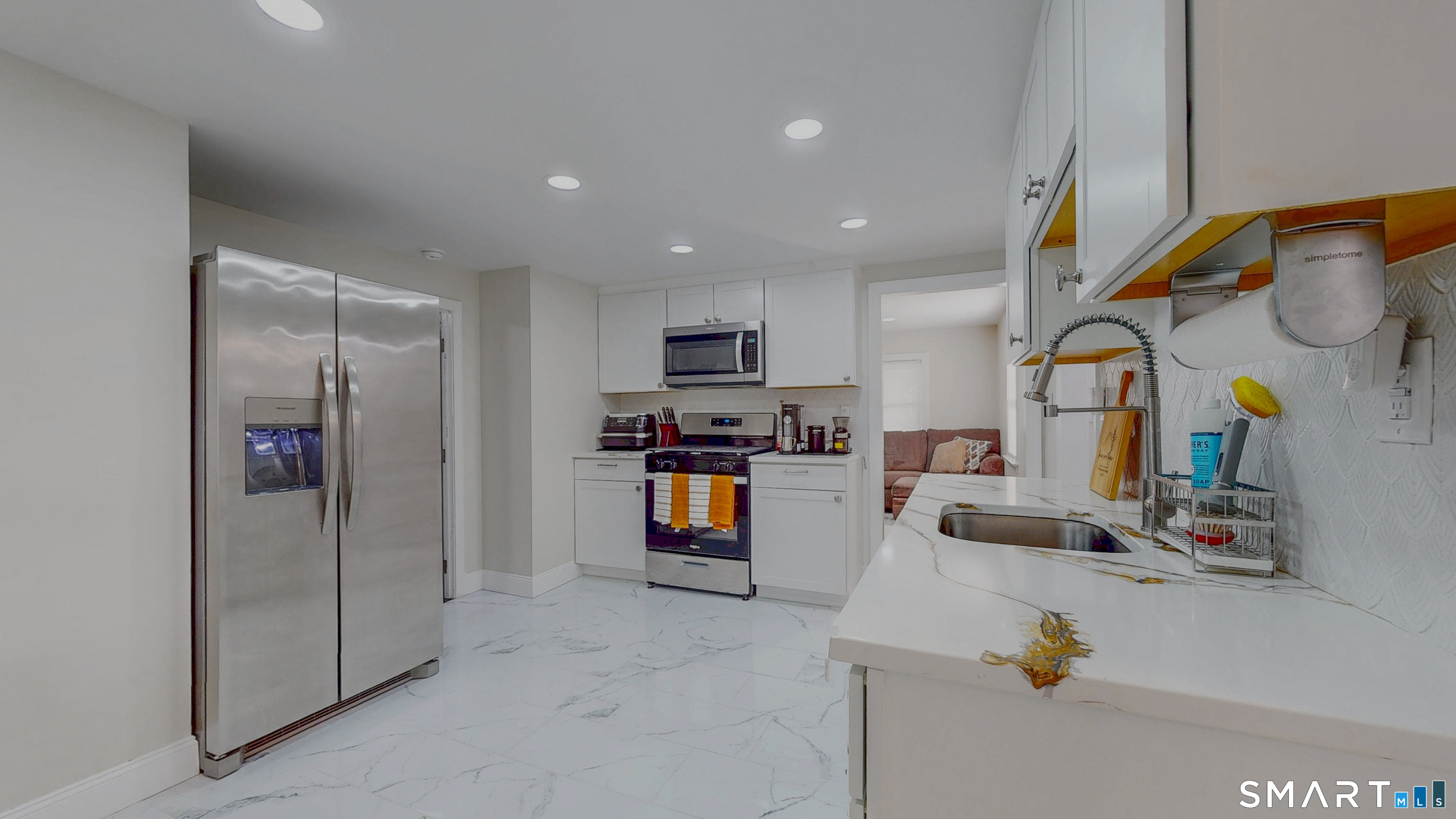 100 Englewood Avenue photo 10