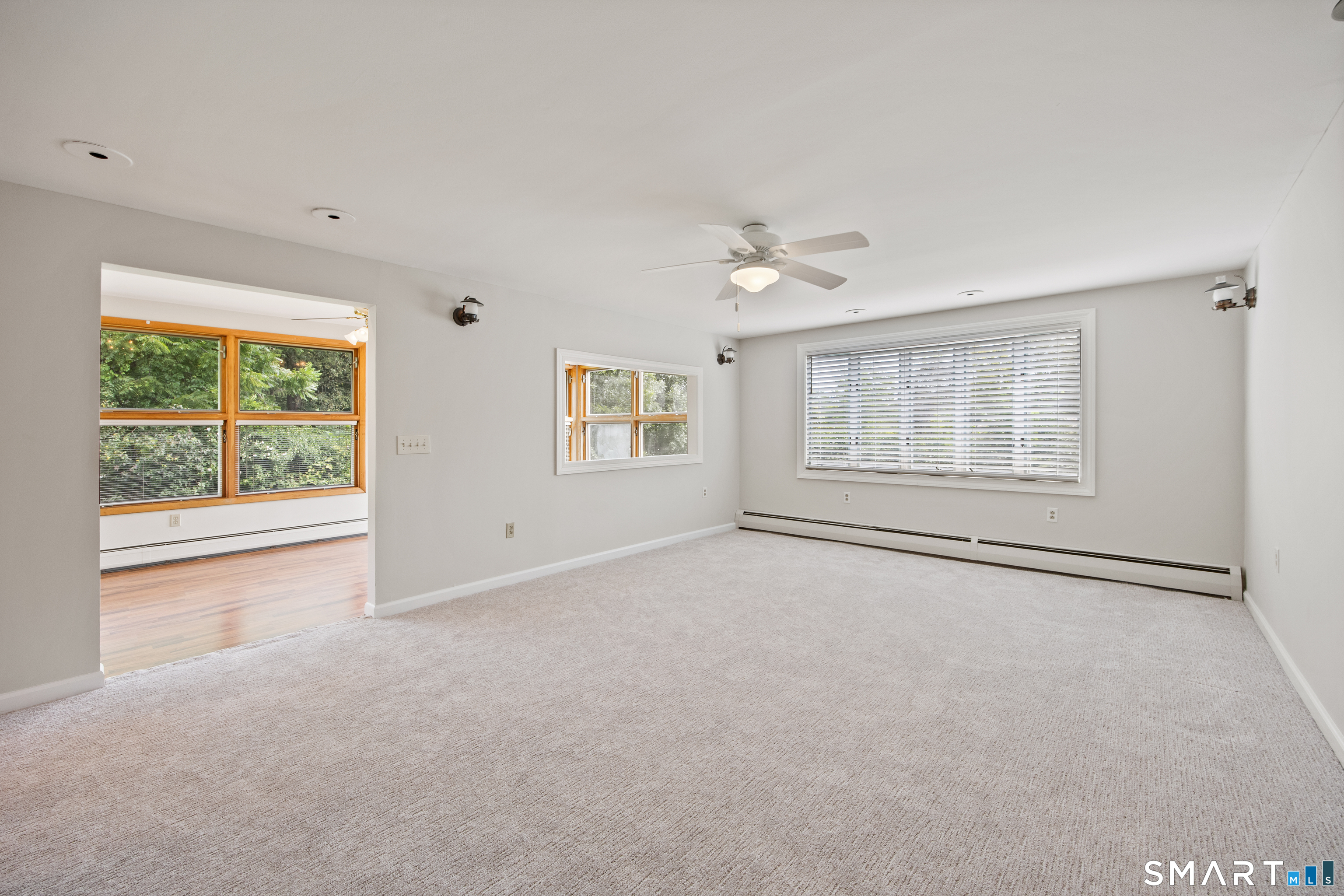480 Higgins Road photo 13