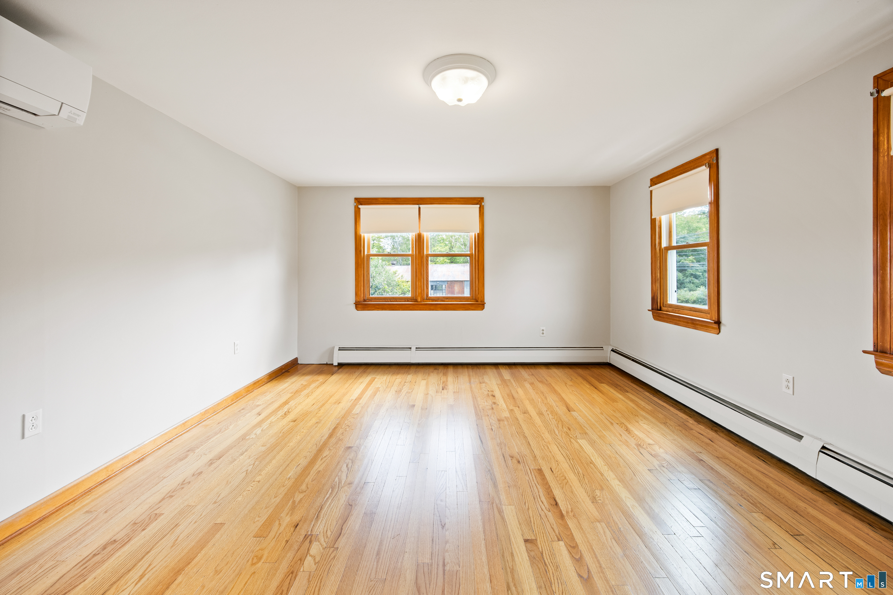 480 Higgins Road photo 19