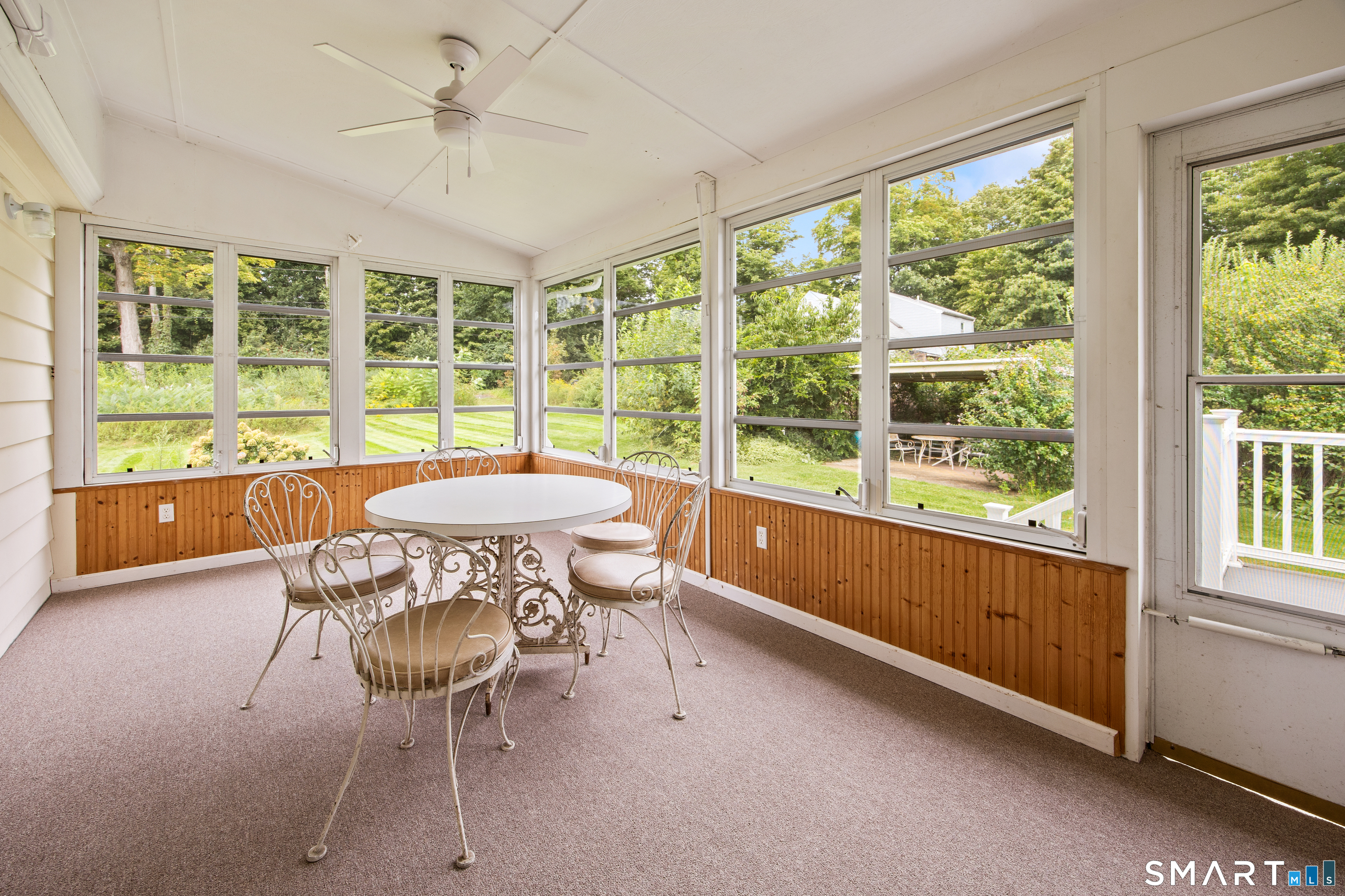 480 Higgins Road photo 22