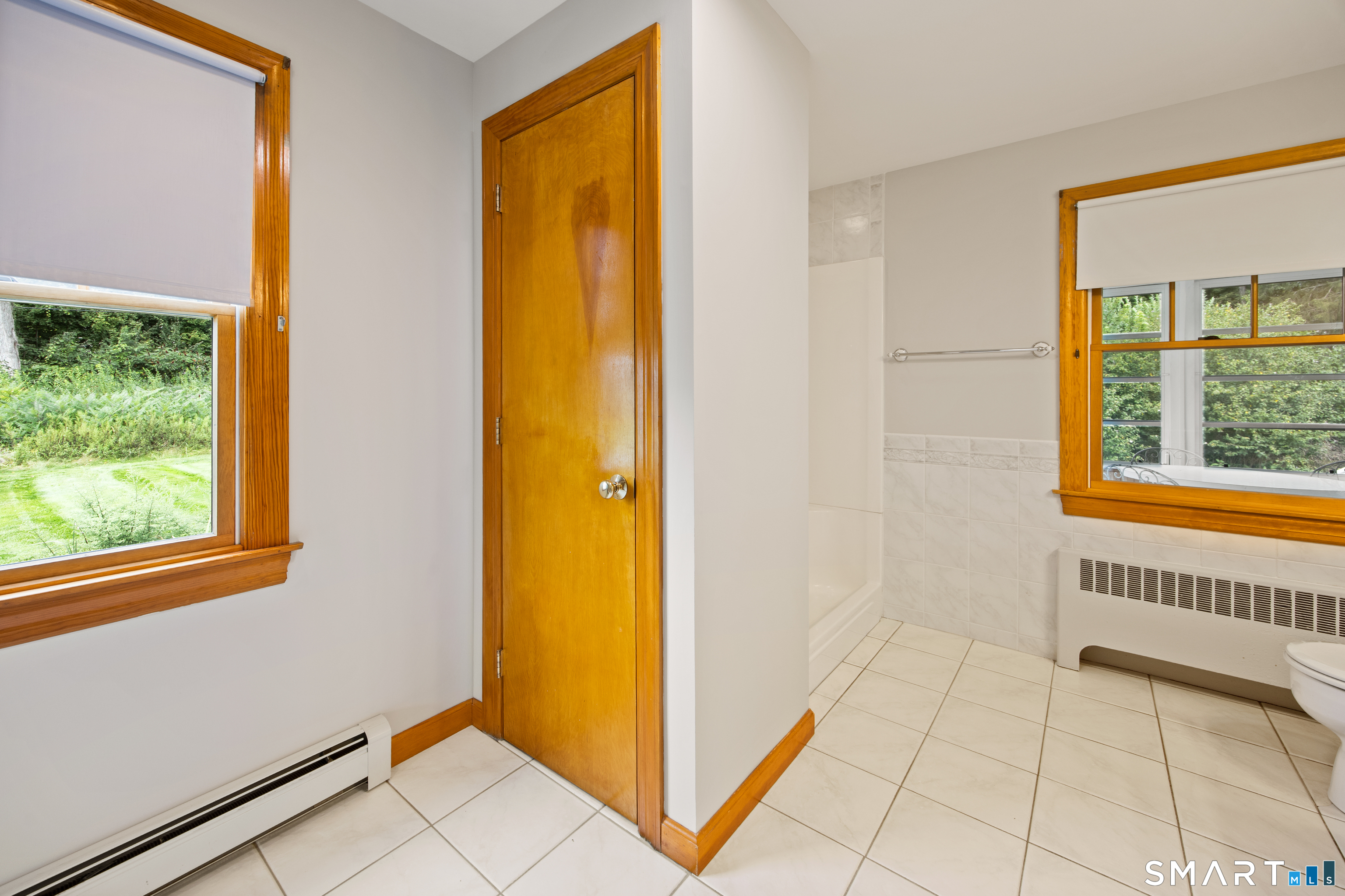 480 Higgins Road photo 17