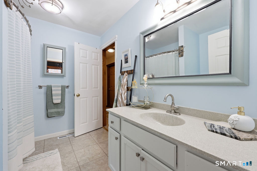 116 Bascom Road photo 22