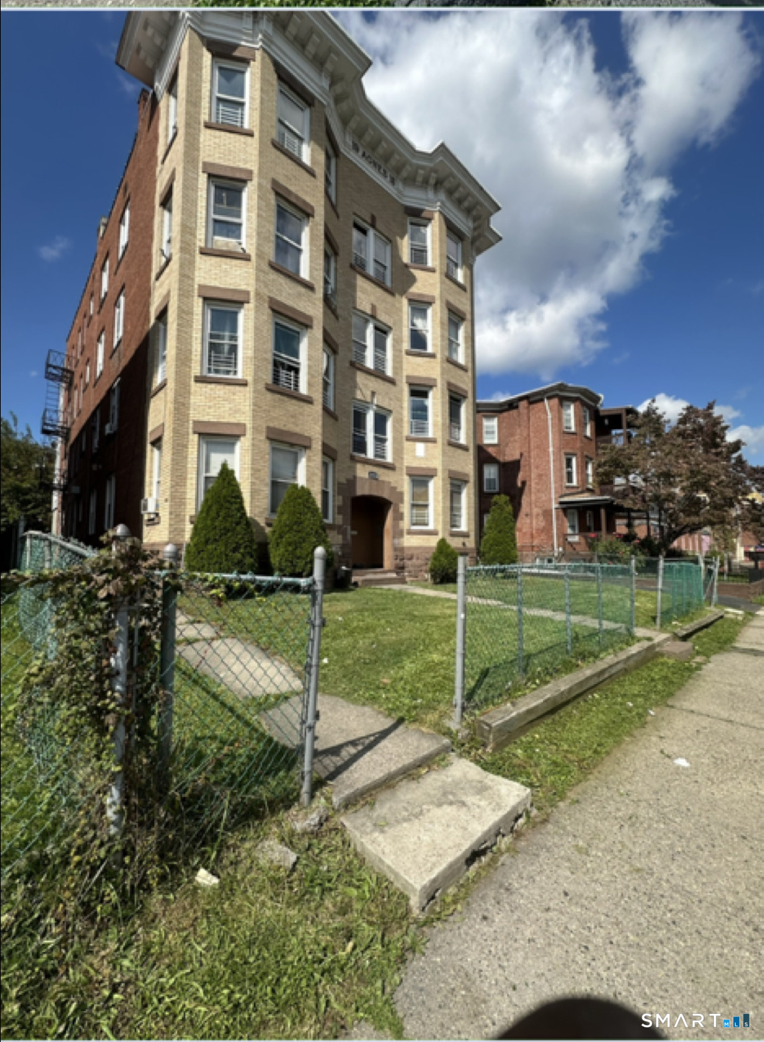 1155 Broad Street