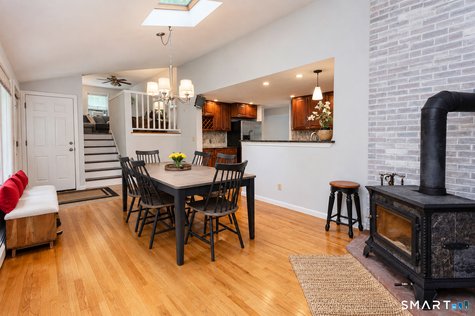 138 Tariffville Road photo 15