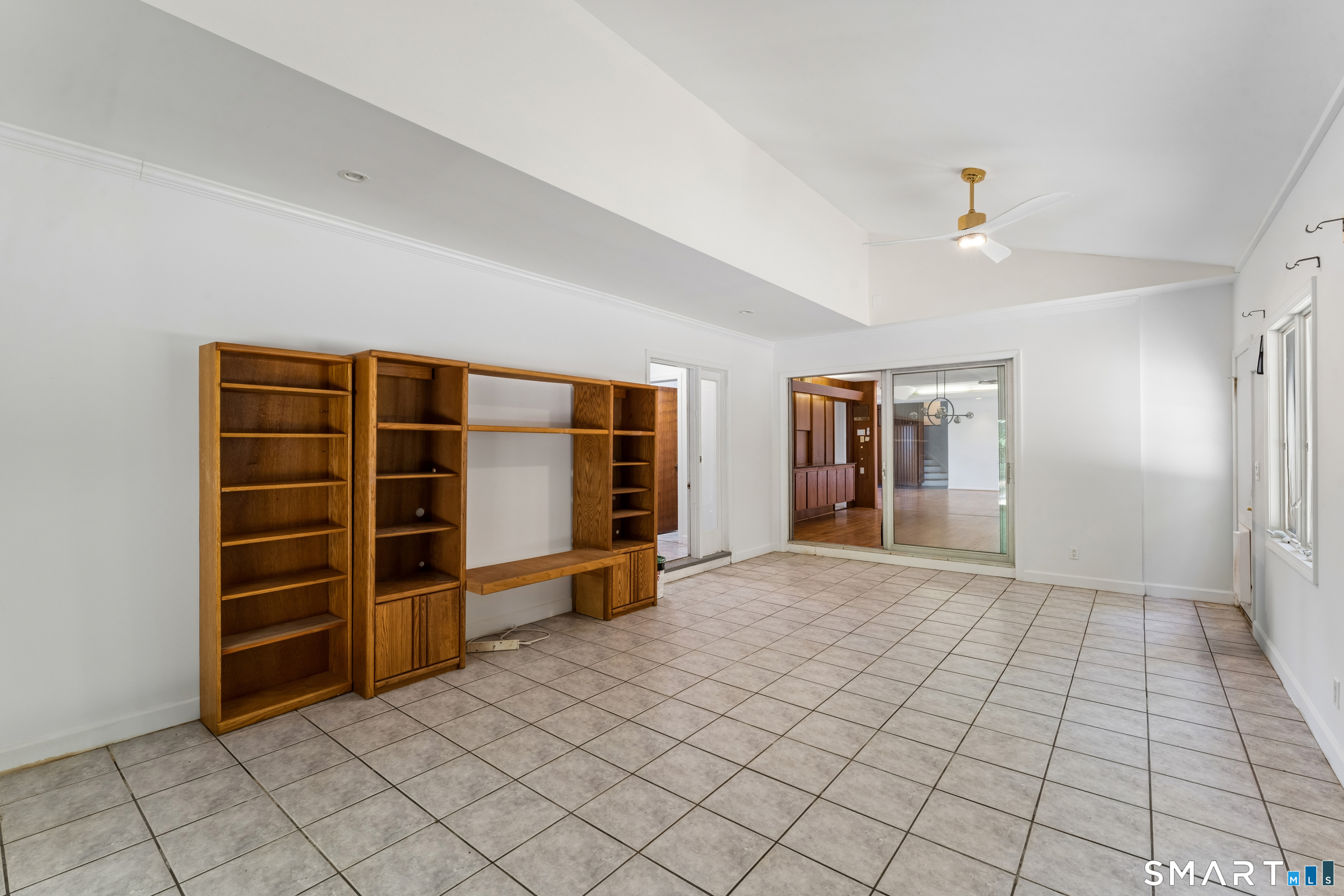 265 Brownstone Ridge photo 16
