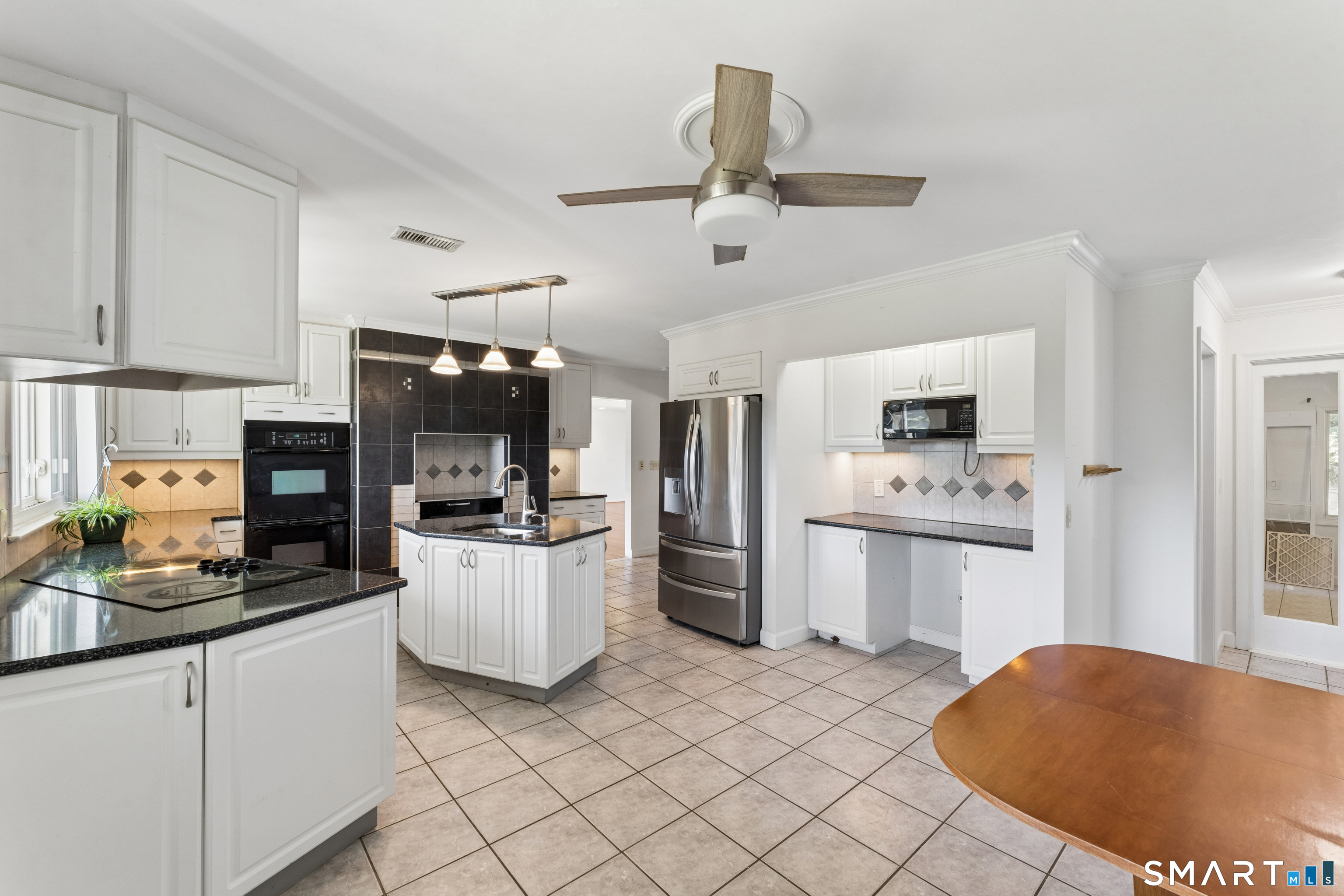265 Brownstone Ridge photo 17
