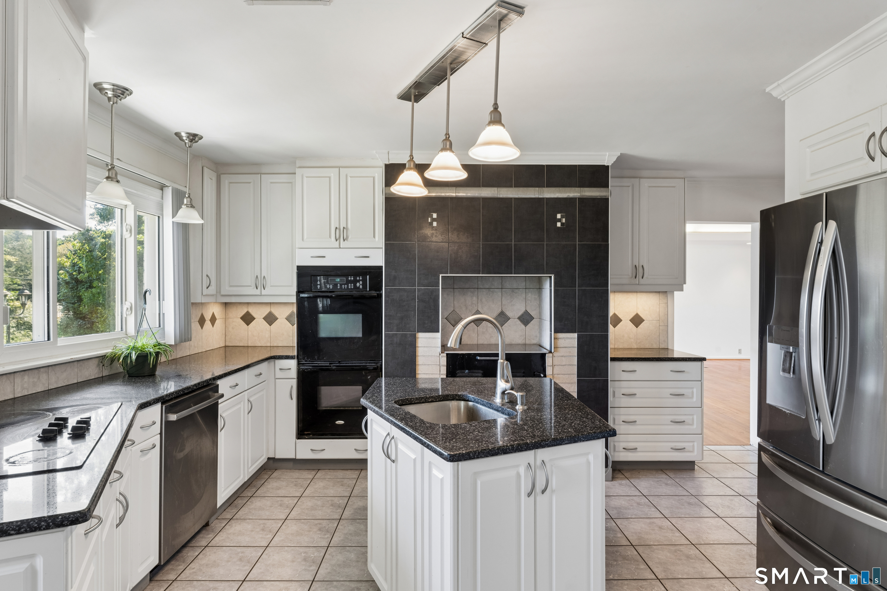 265 Brownstone Ridge photo 18