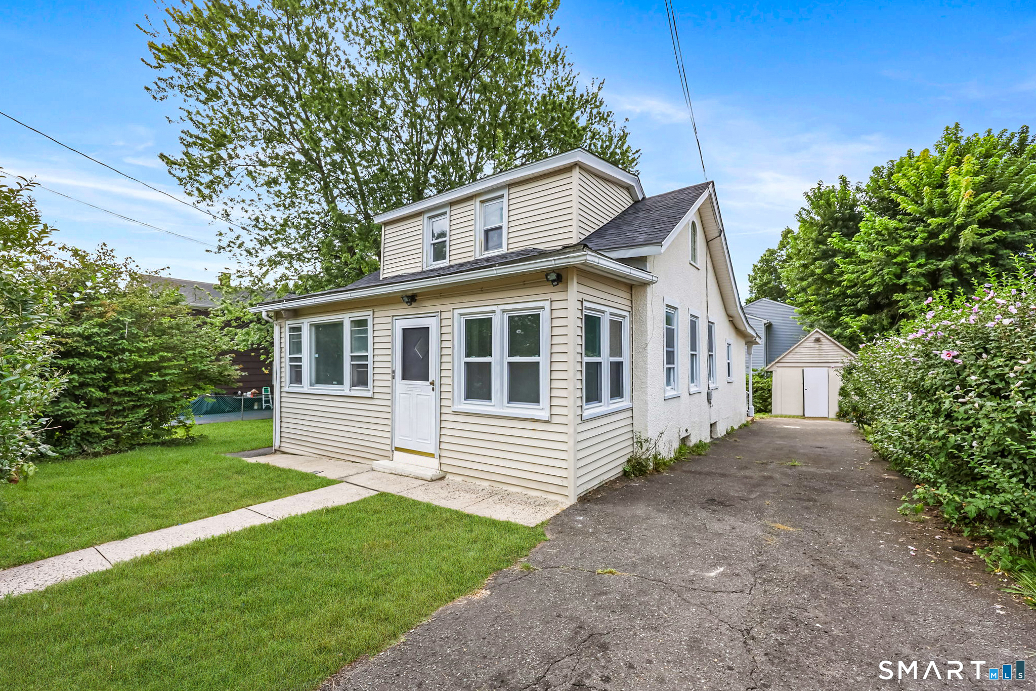 73 Carlson Avenue