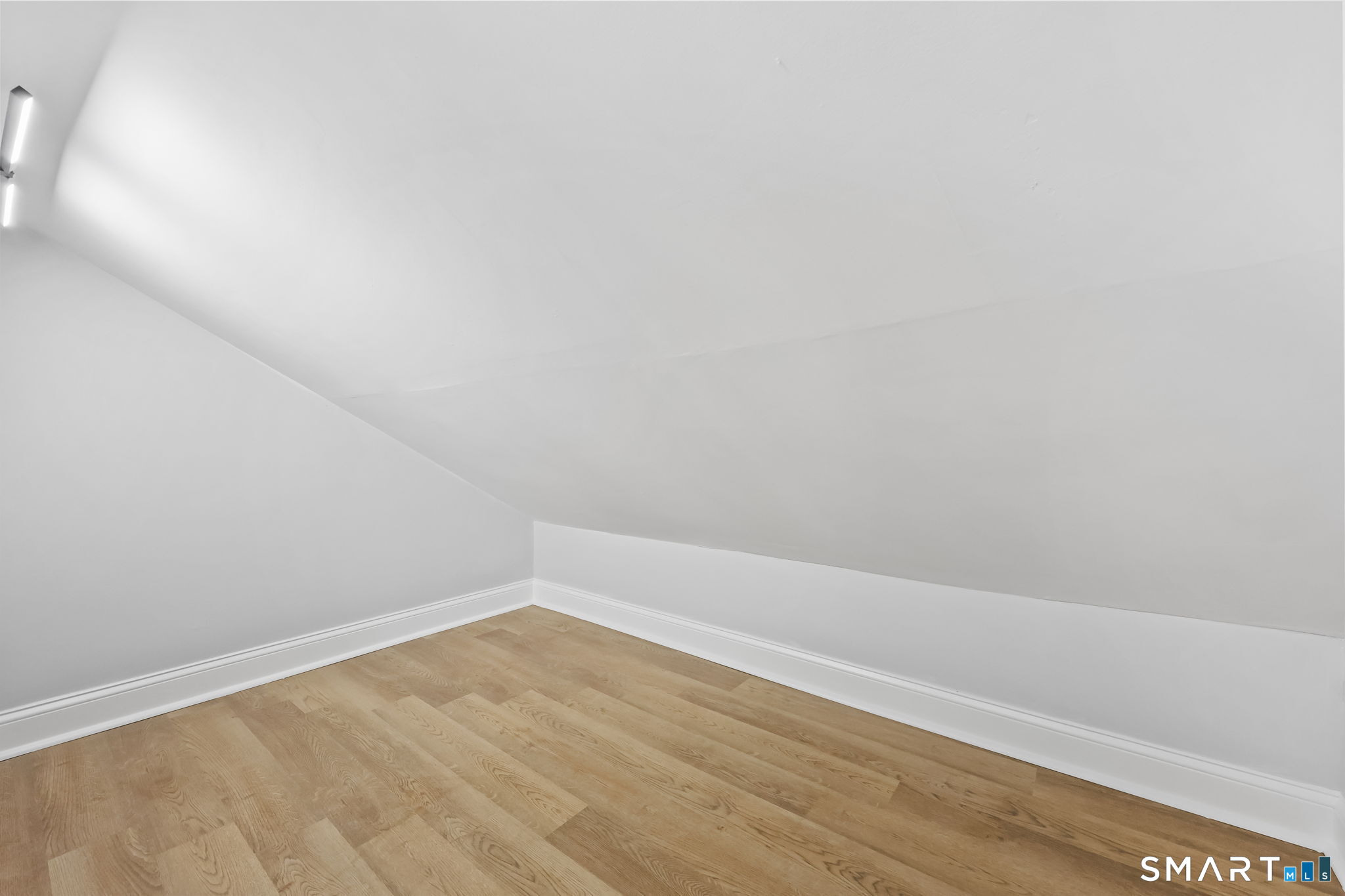 73 Carlson Avenue photo 14