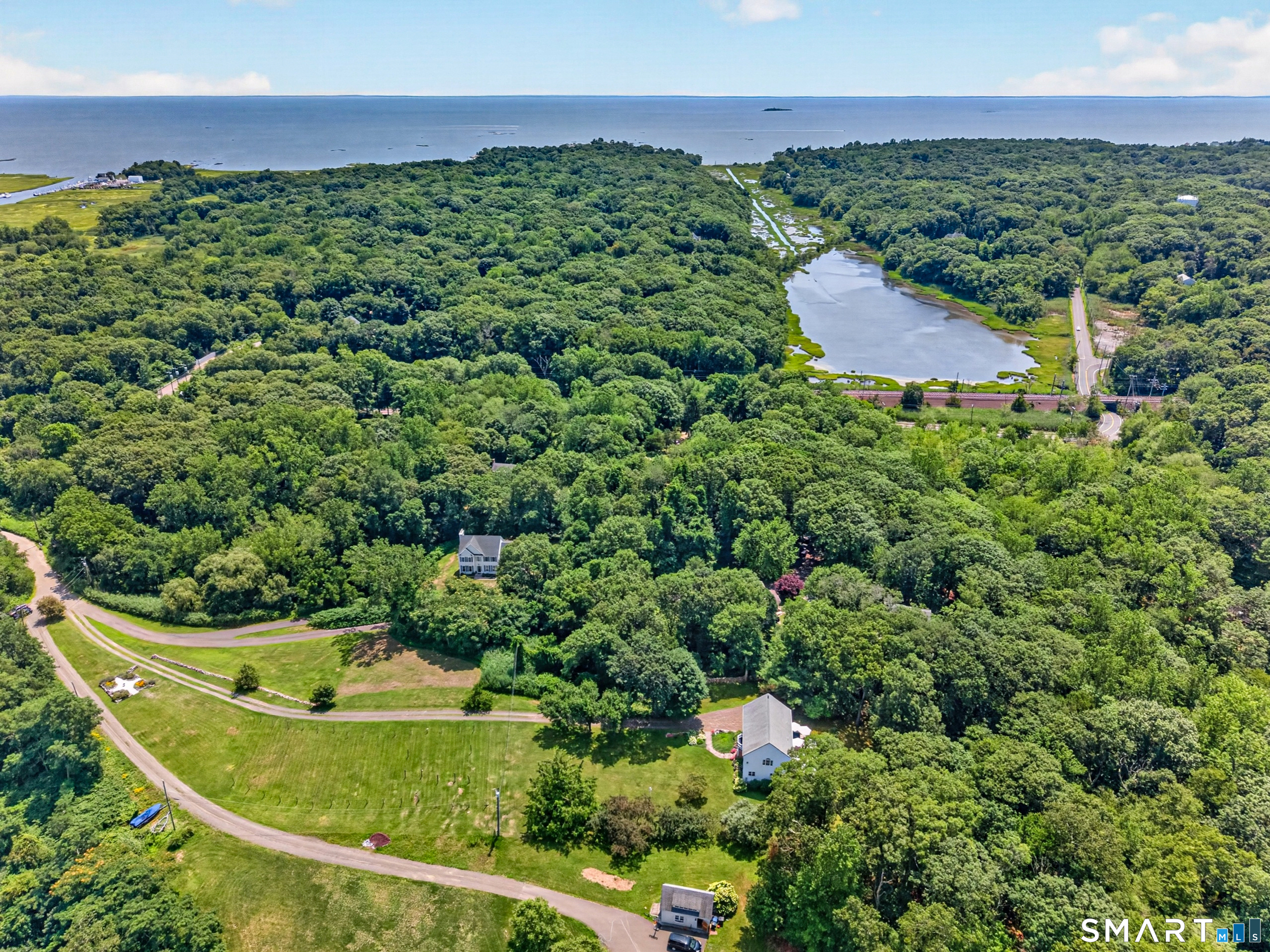 4 Chasse Drive photo 38