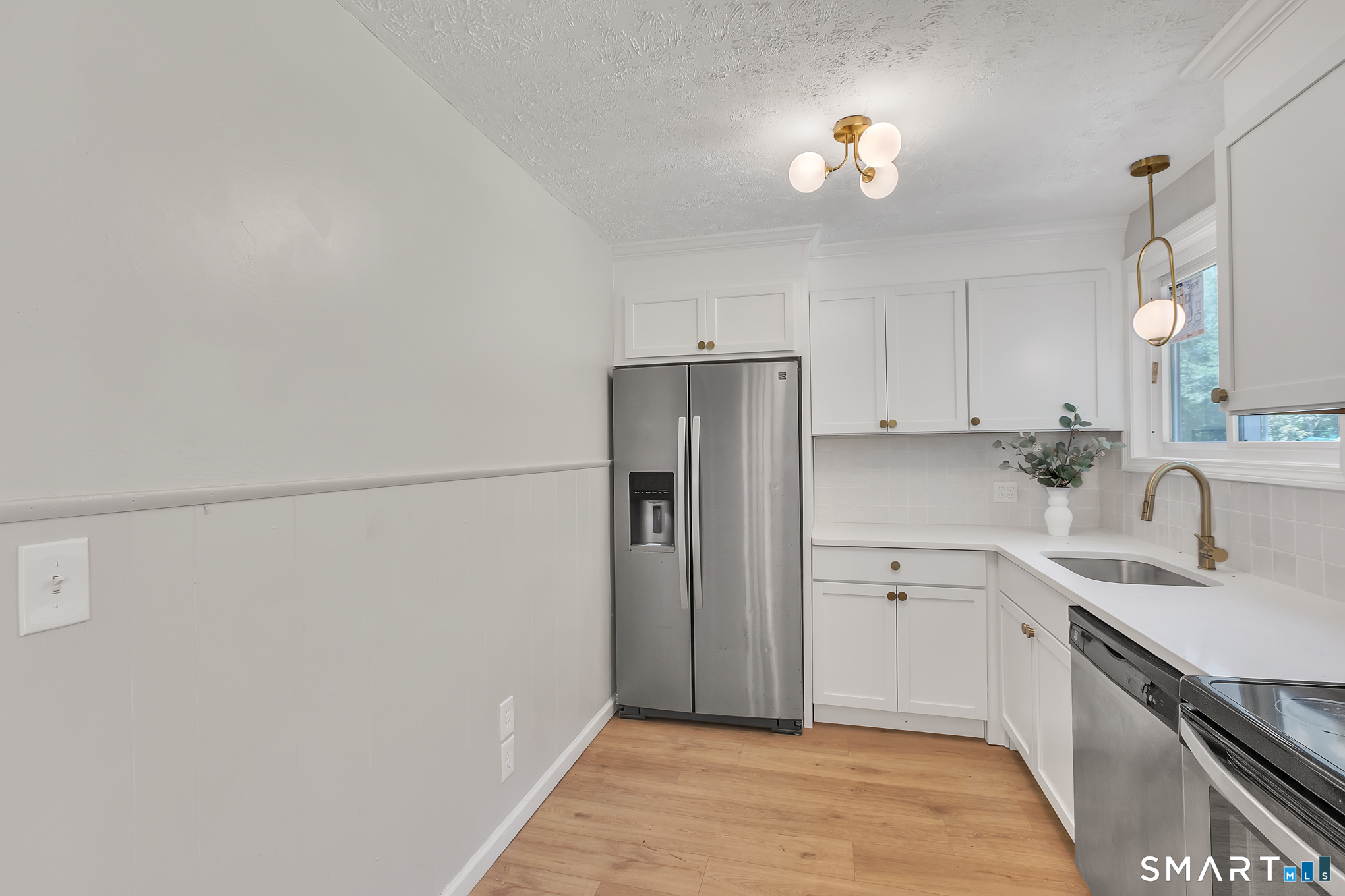 24 Yale Drive photo 10