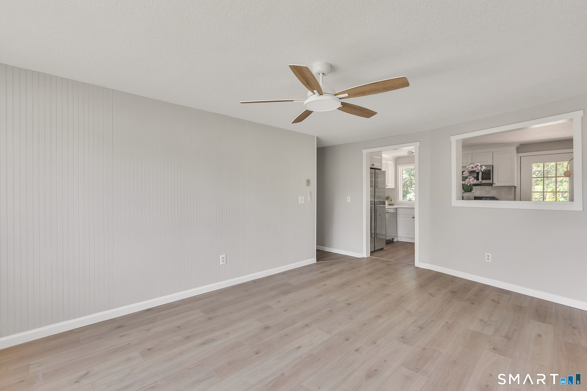 24 Yale Drive photo 28