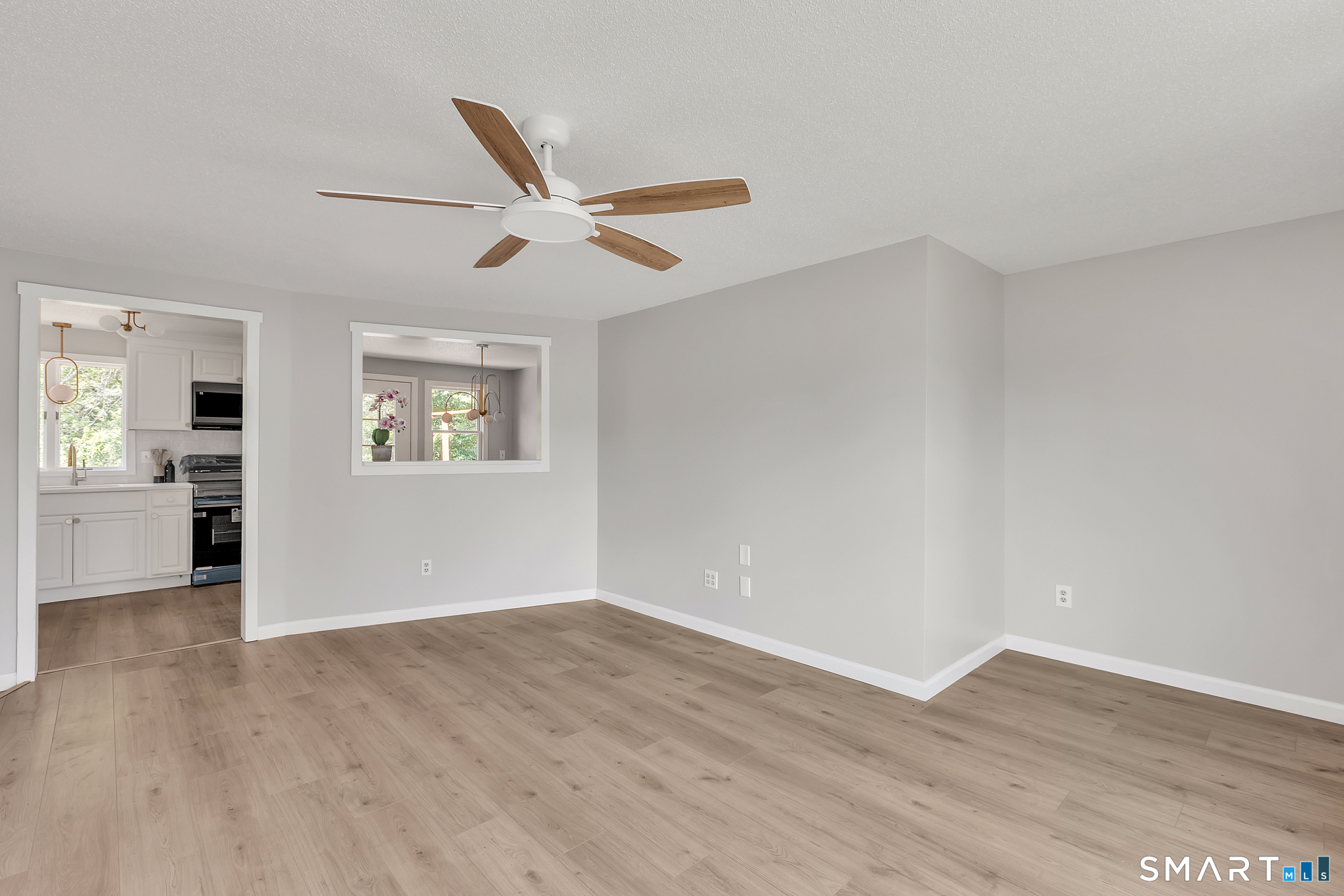24 Yale Drive photo 29