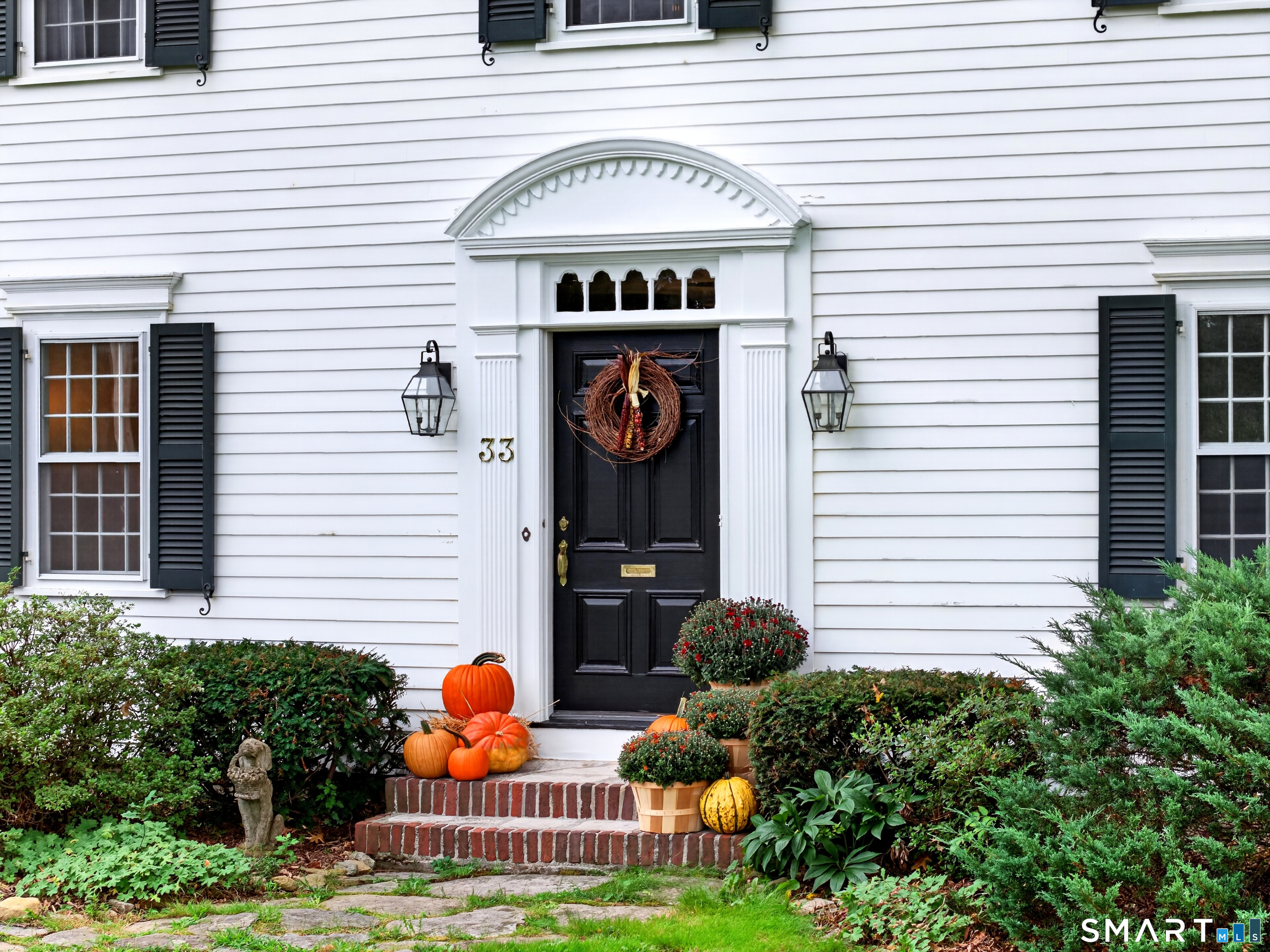 33 Coit Lane photo 5