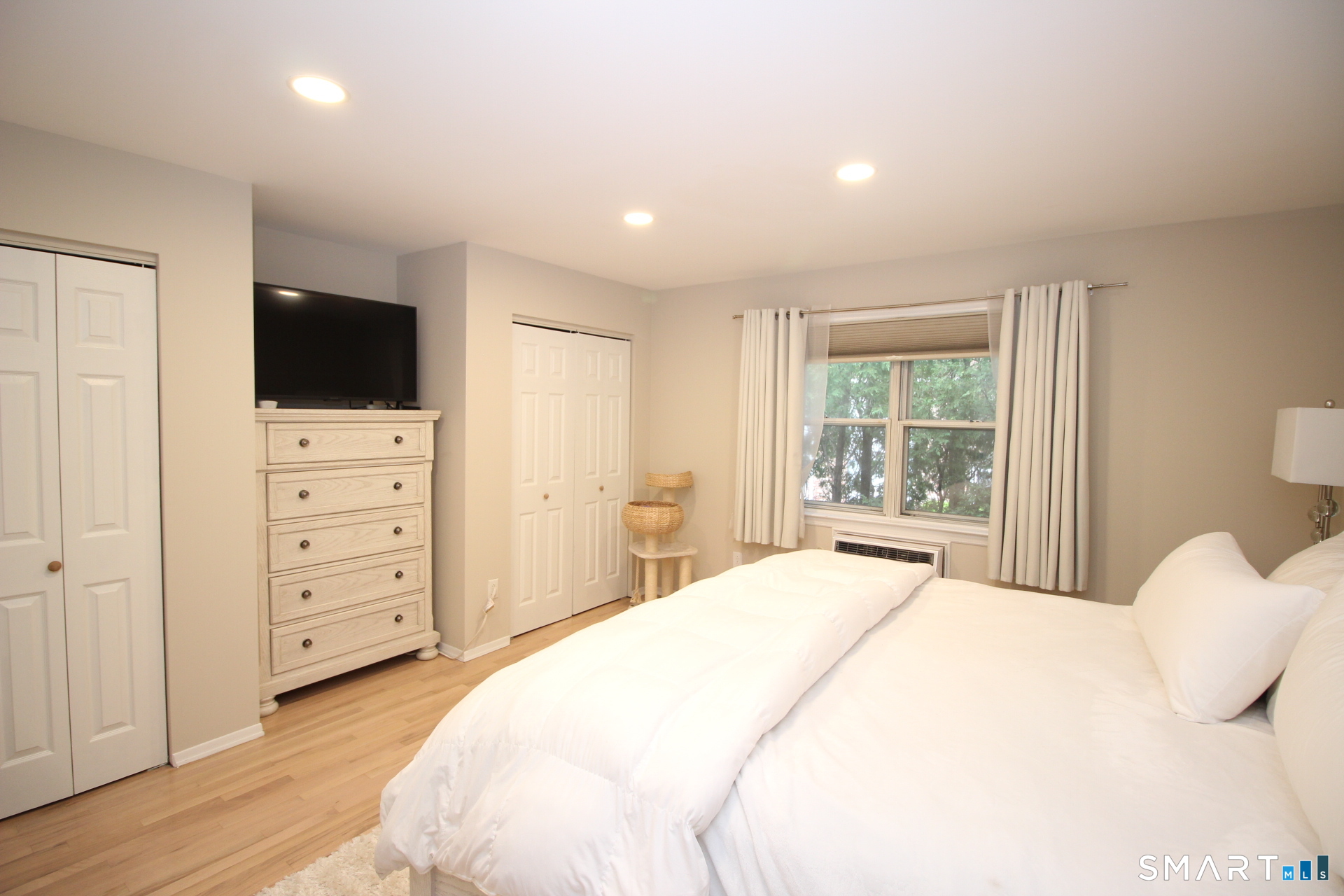 30 Maple Tree Avenue Unit #I photo 11