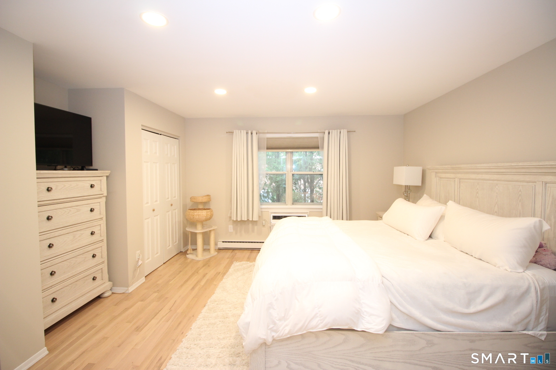 30 Maple Tree Avenue Unit #I photo 12