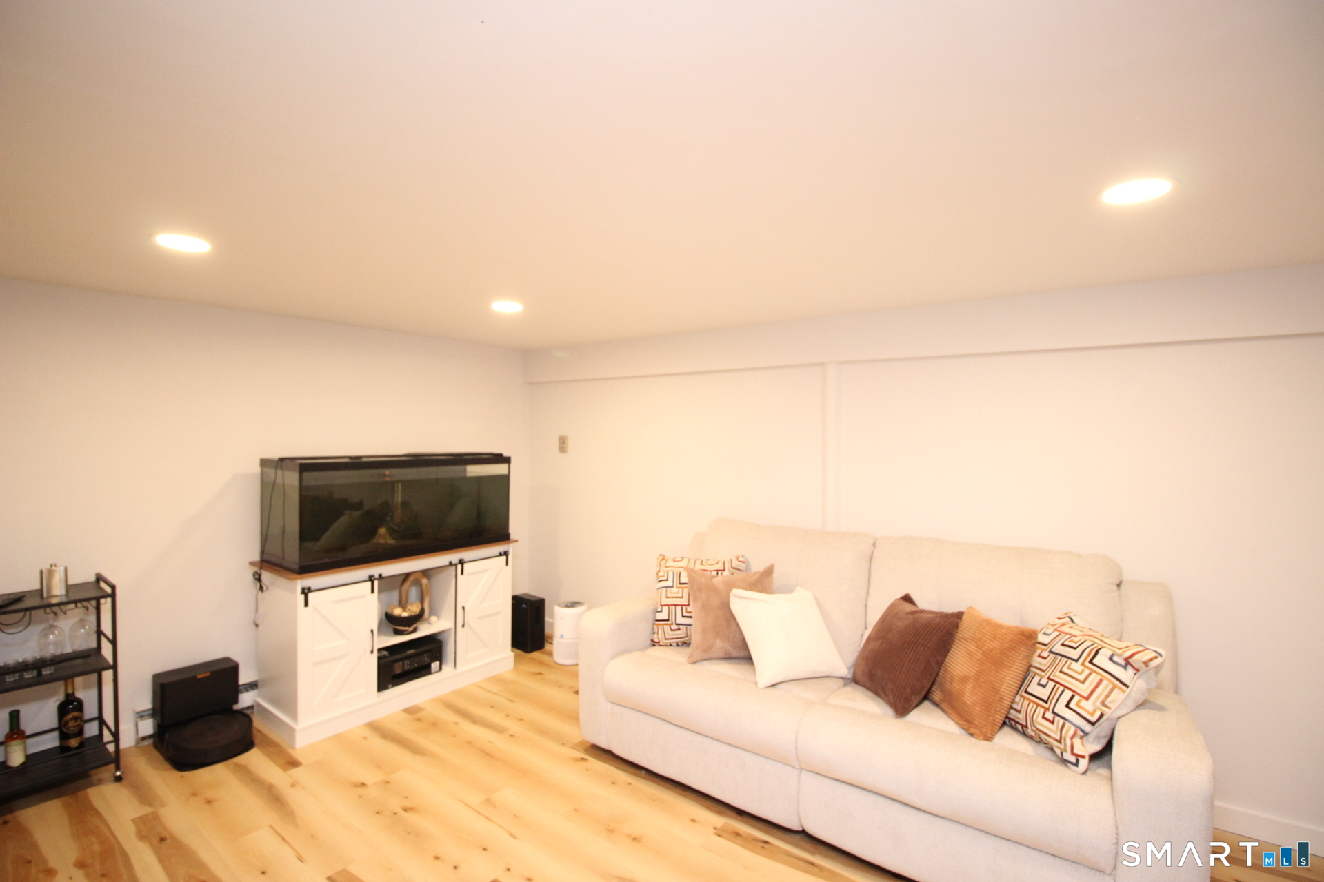 30 Maple Tree Avenue Unit #I photo 18