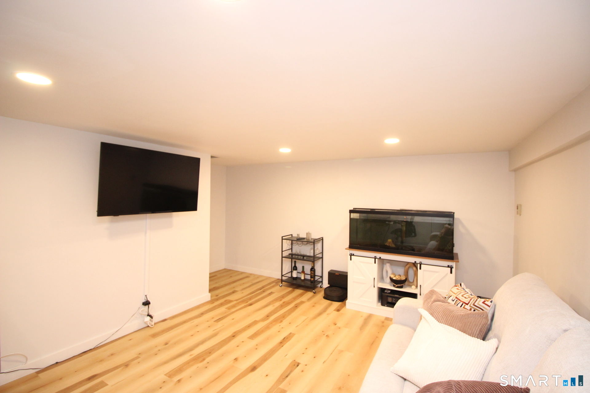 30 Maple Tree Avenue Unit #I photo 20