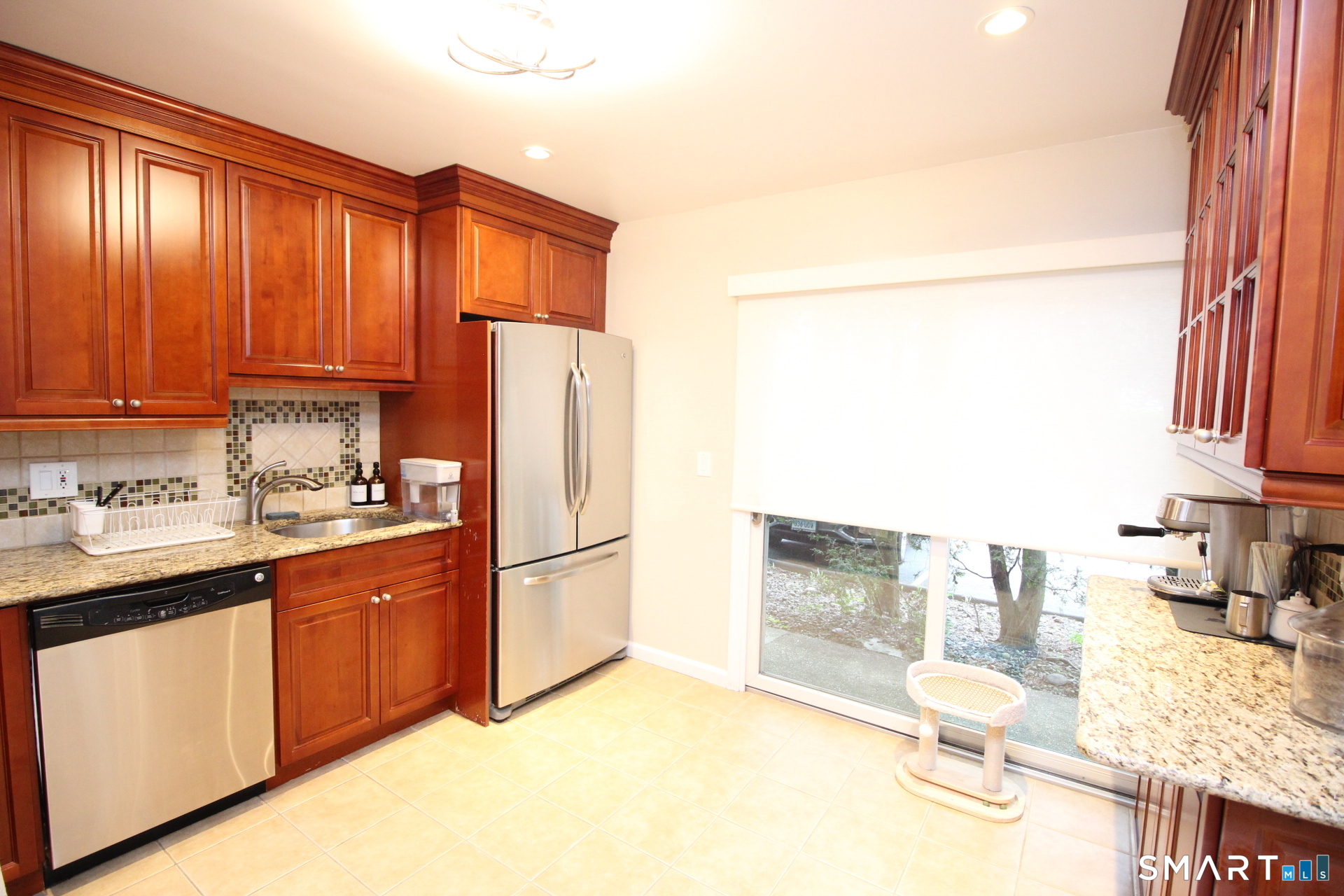 30 Maple Tree Avenue Unit #I photo 6