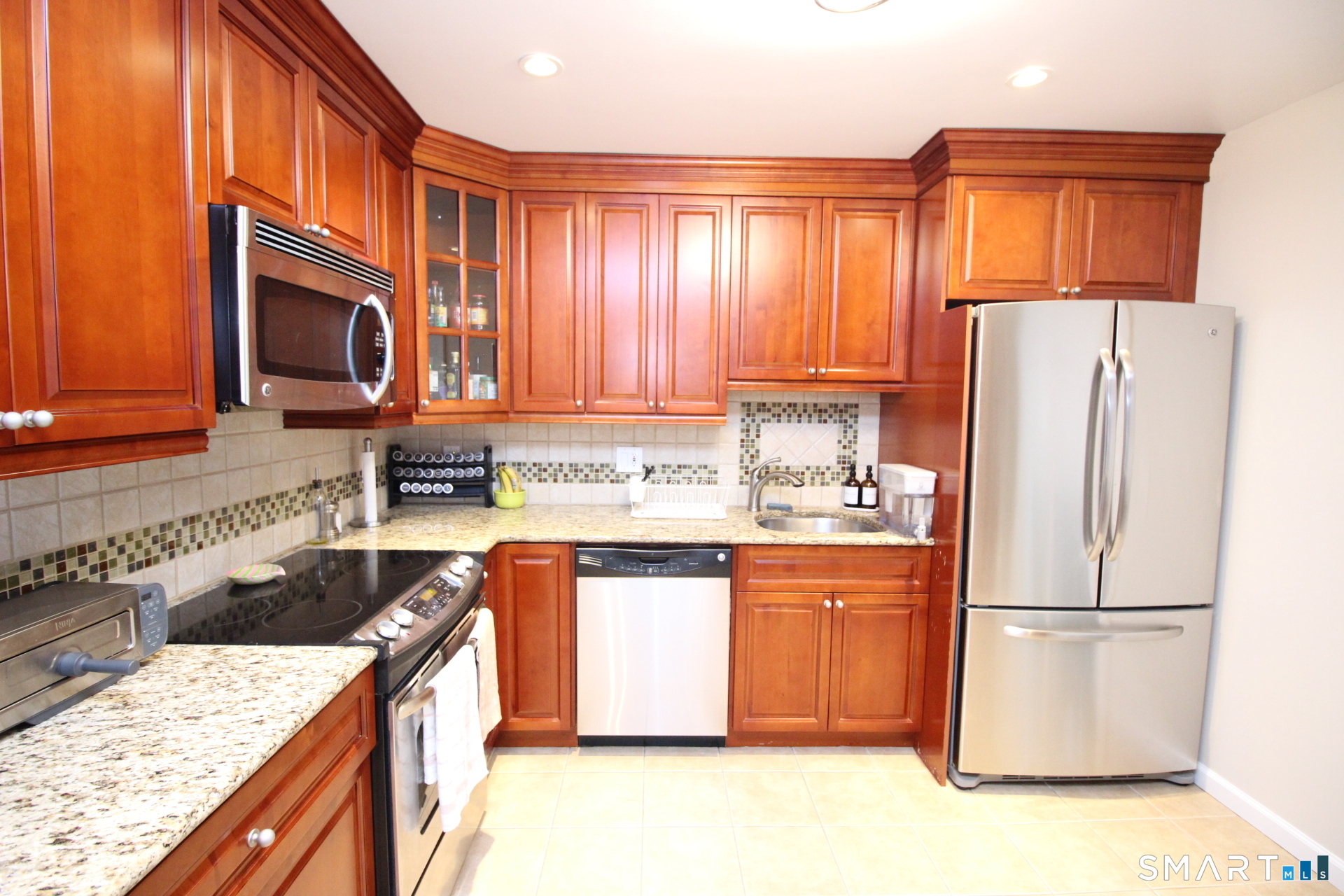 30 Maple Tree Avenue Unit #I photo 7