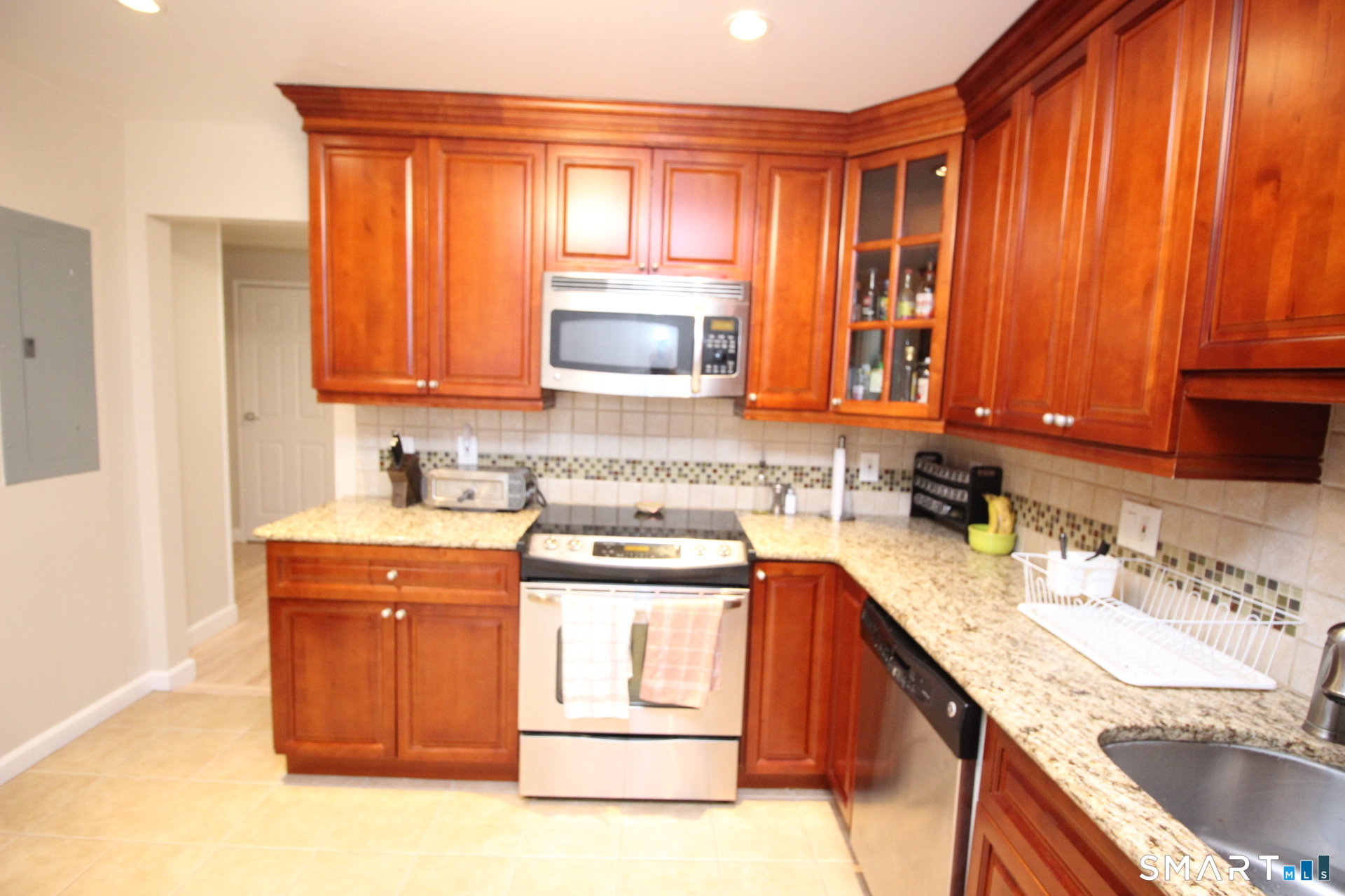 30 Maple Tree Avenue Unit #I photo 8