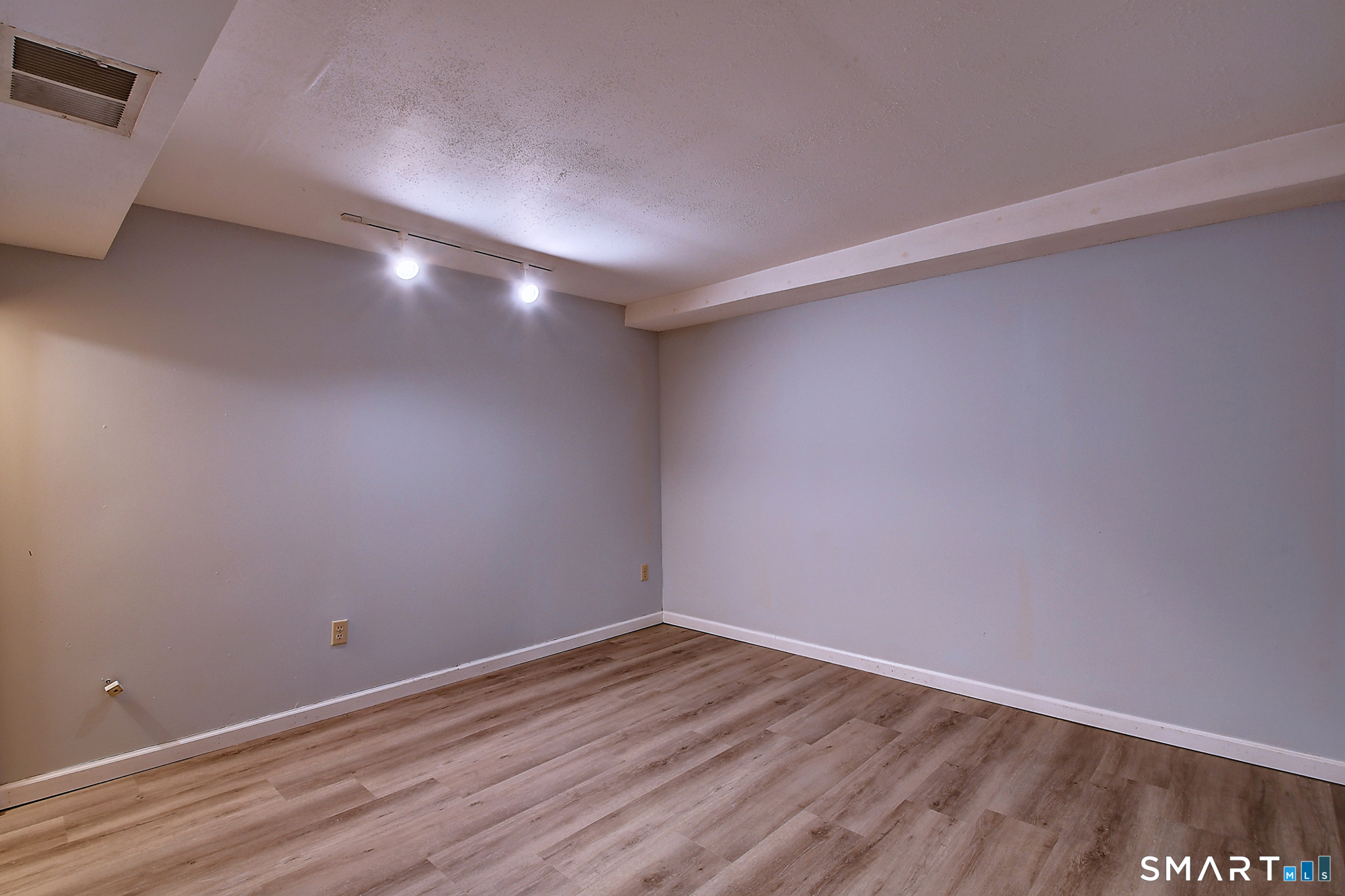 545 Cypress Road Unit #545 photo 28