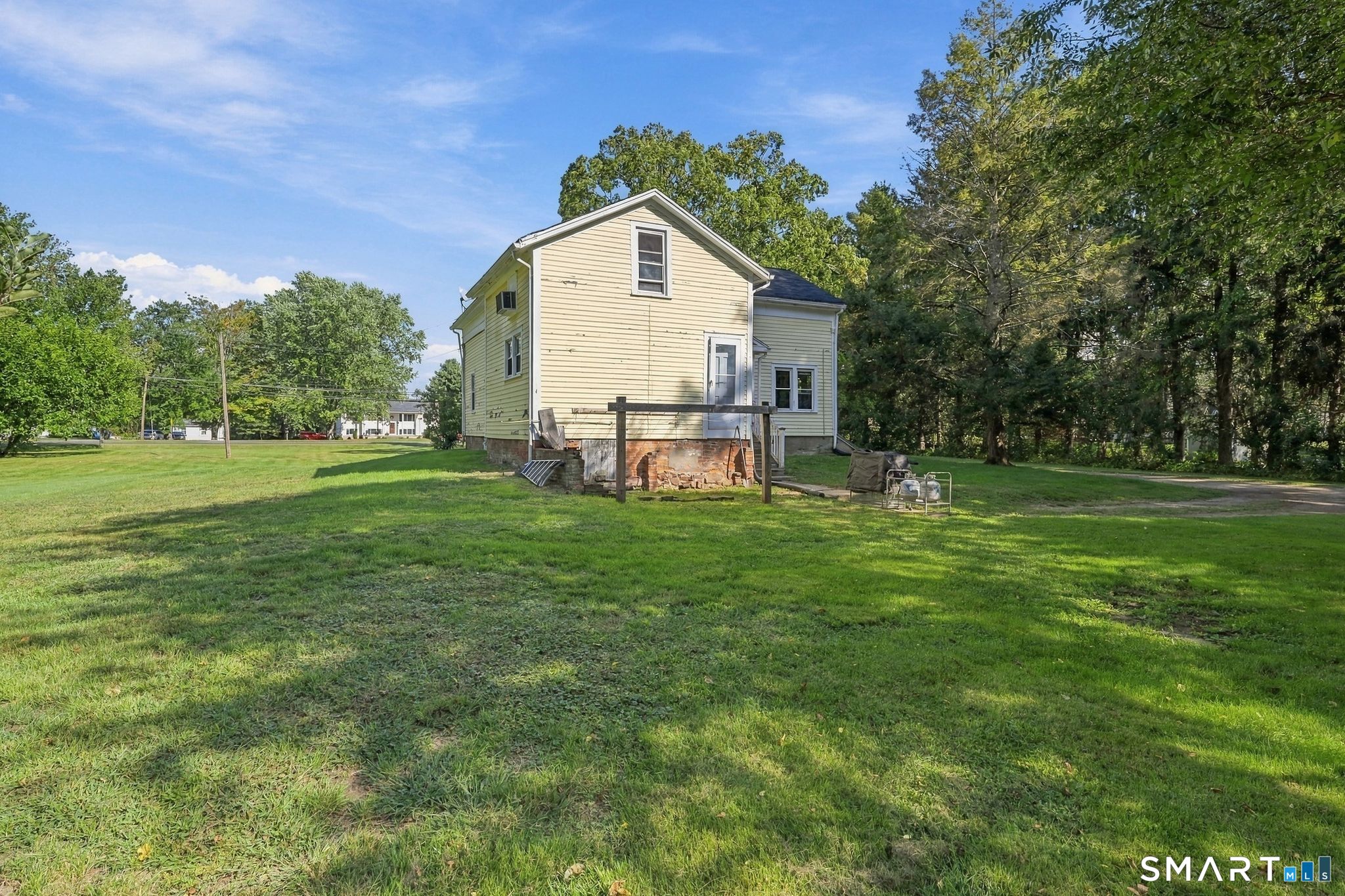 217 North Maple Street photo 37