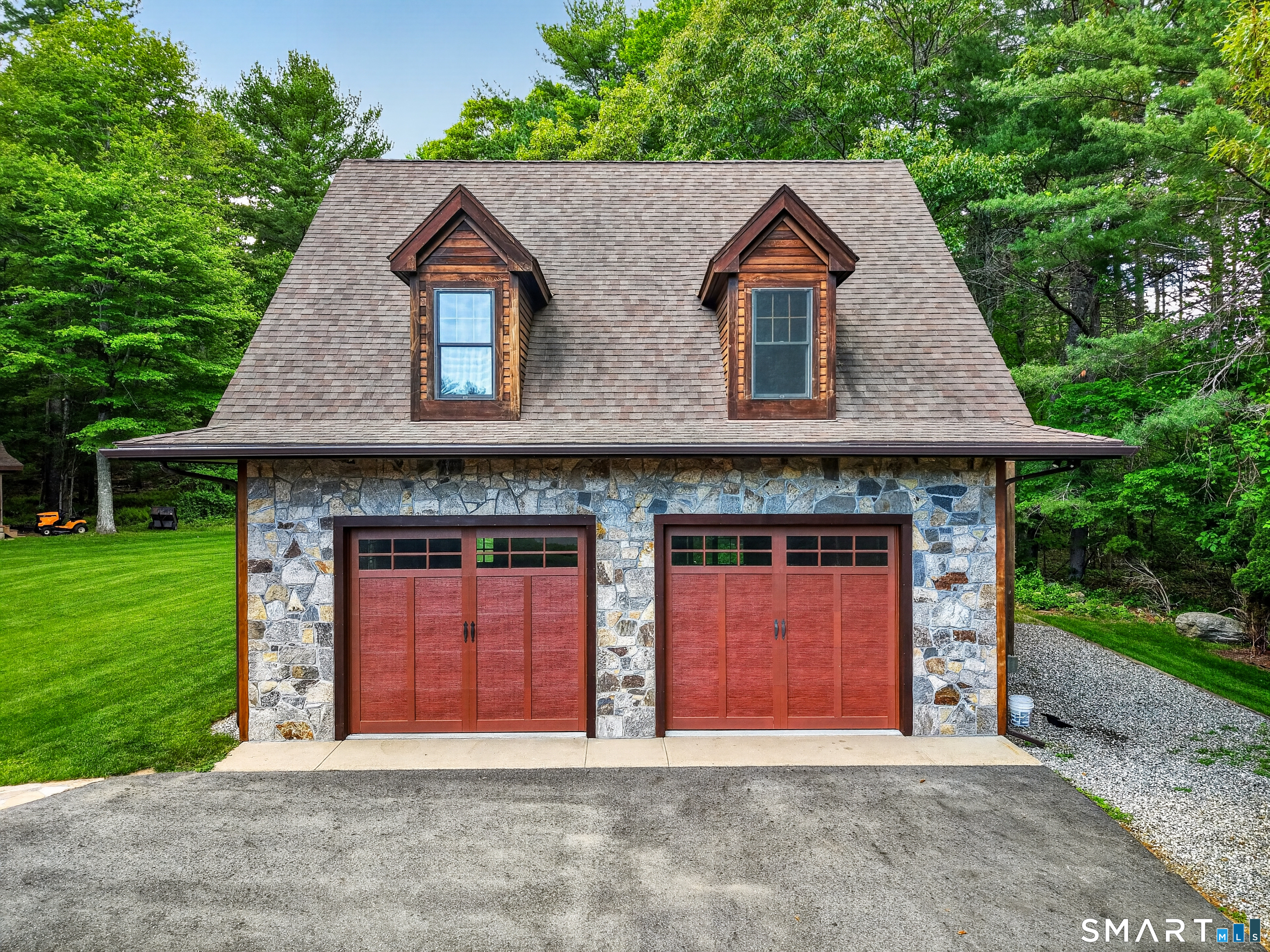 231 Kenwood photo 33