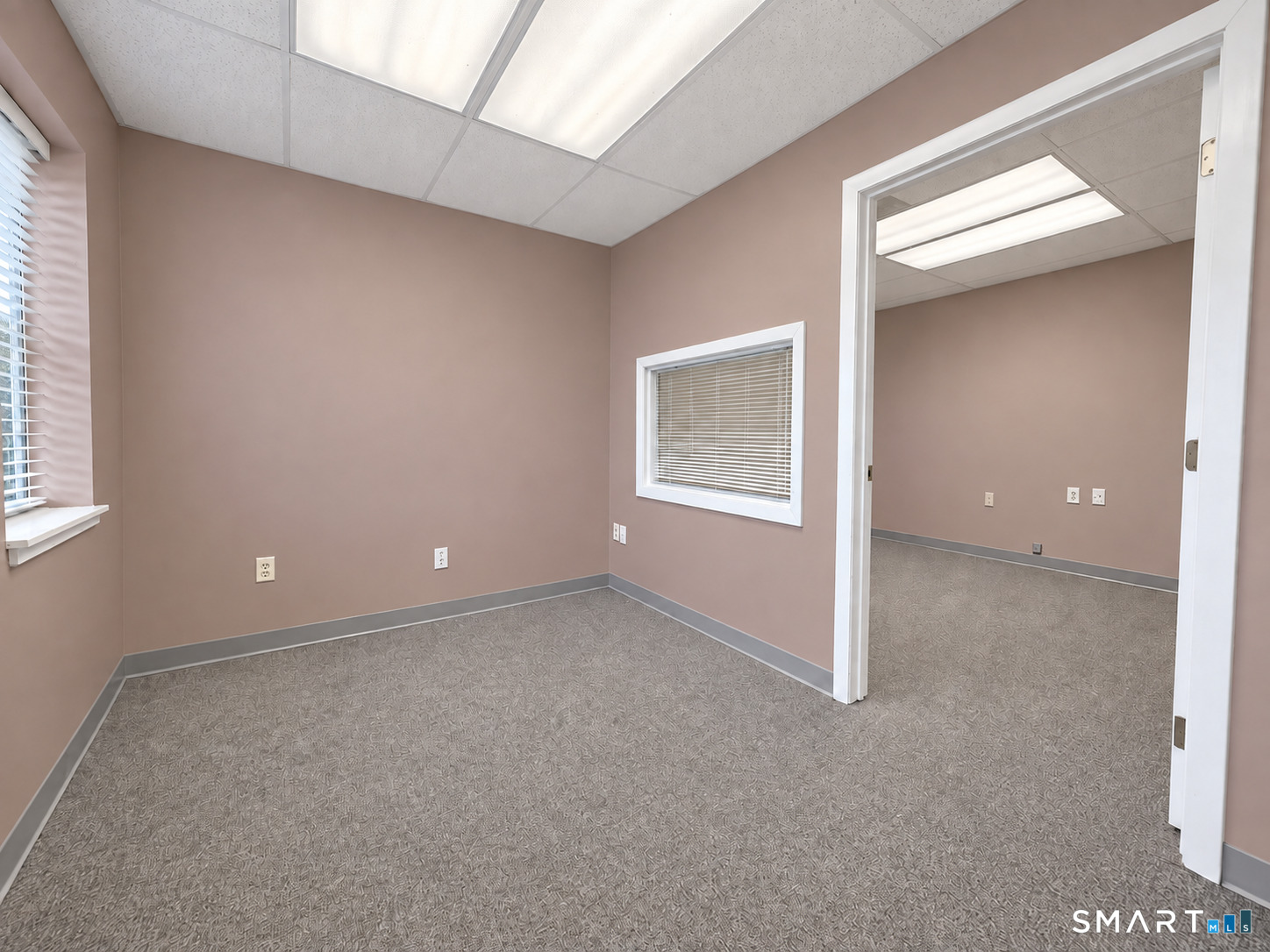 1001 Farmington Avenue Unit #103