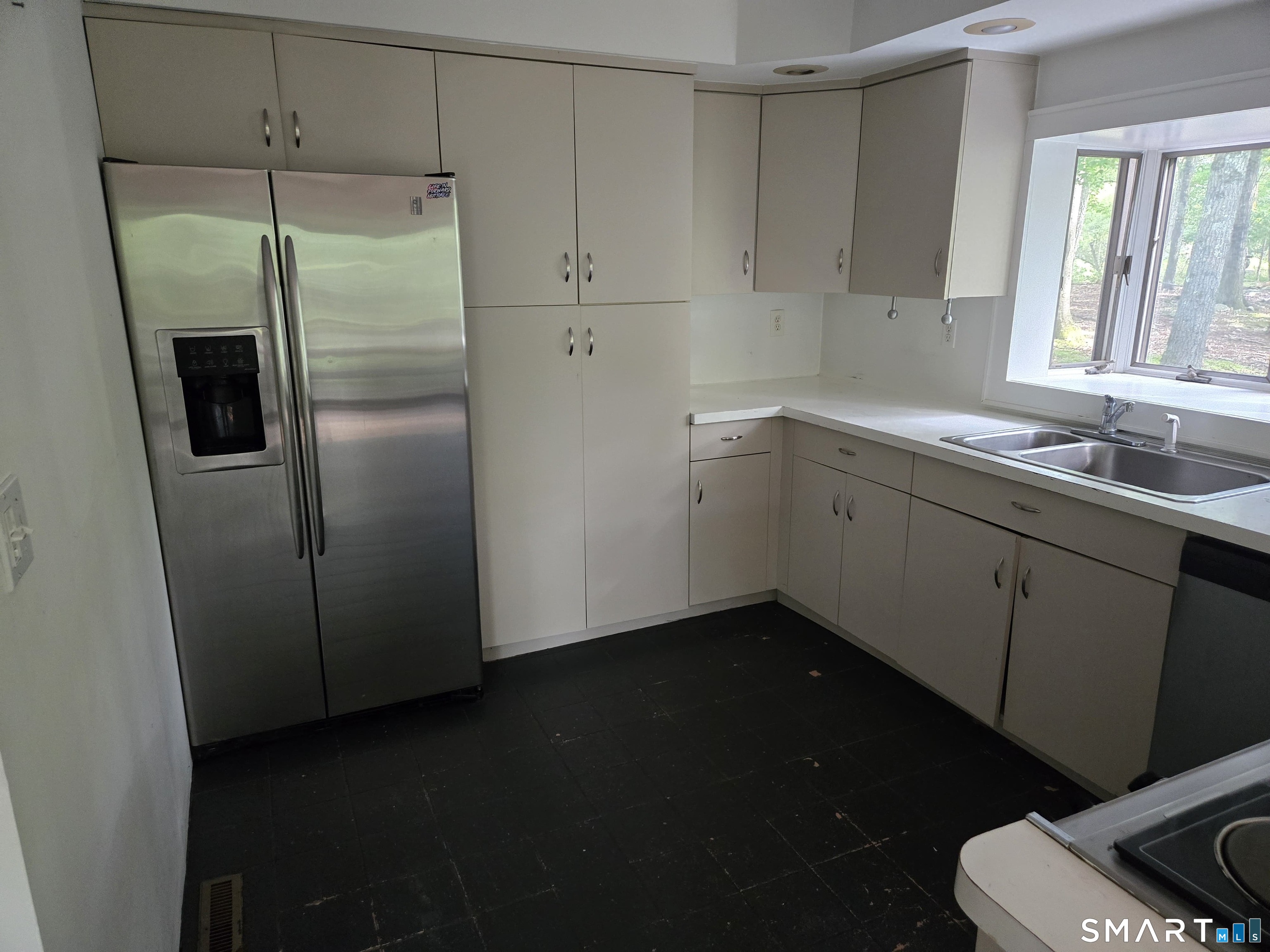 38 Ravenwood Drive photo 14